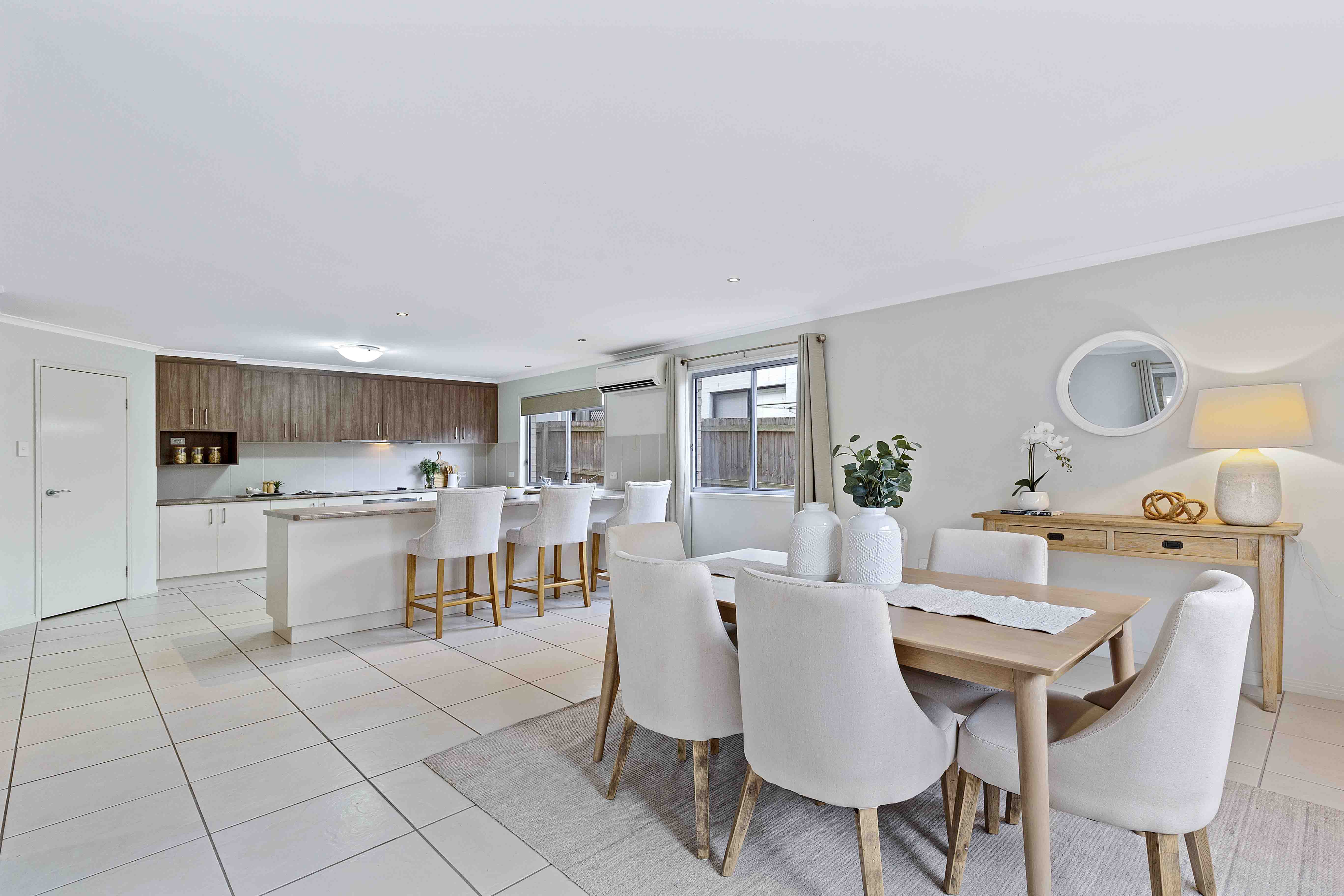 24 Equinox Street, Taringa - Image 1