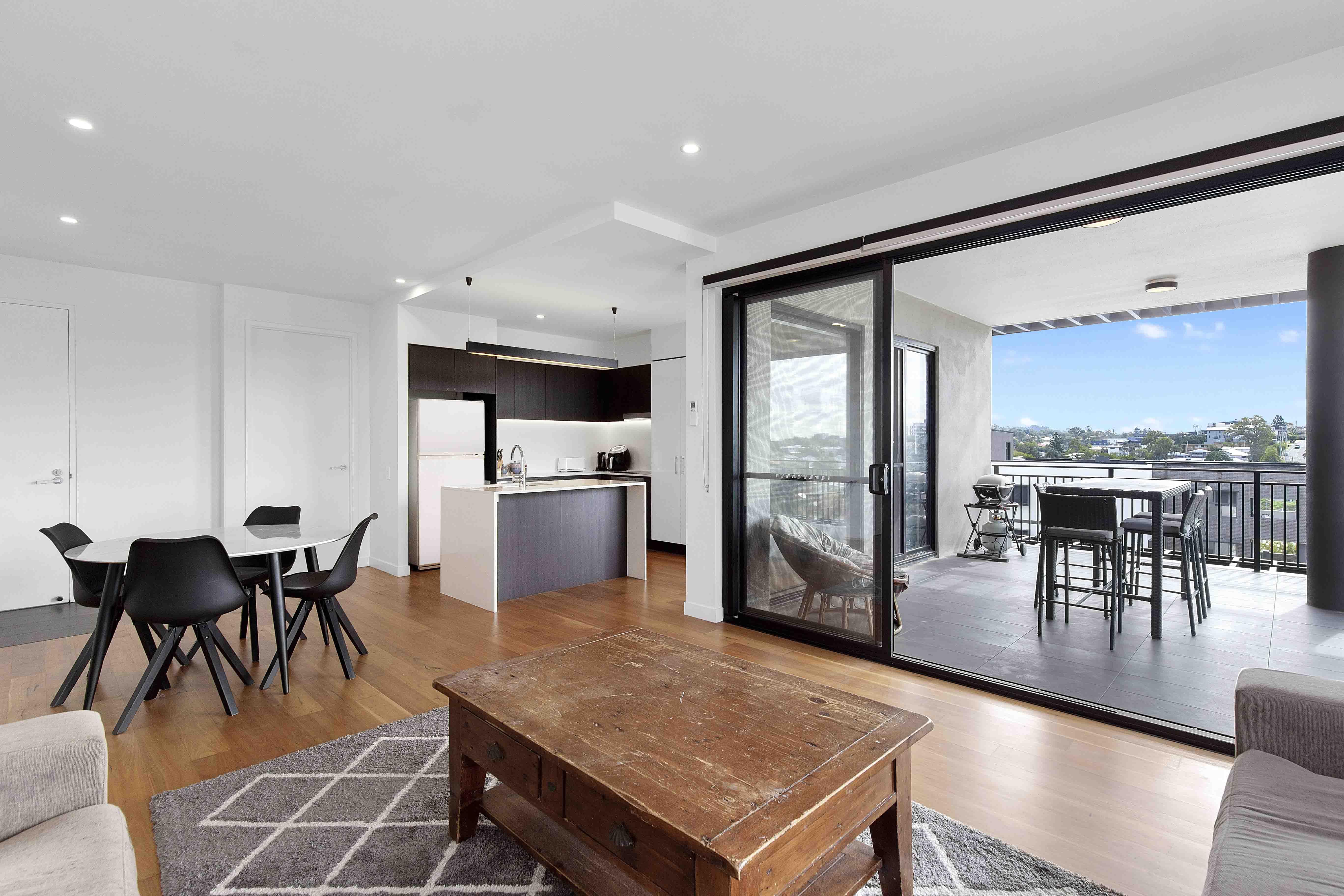 706/131 Clarence Roa..., Indooroopilly - Thumbnail 4
