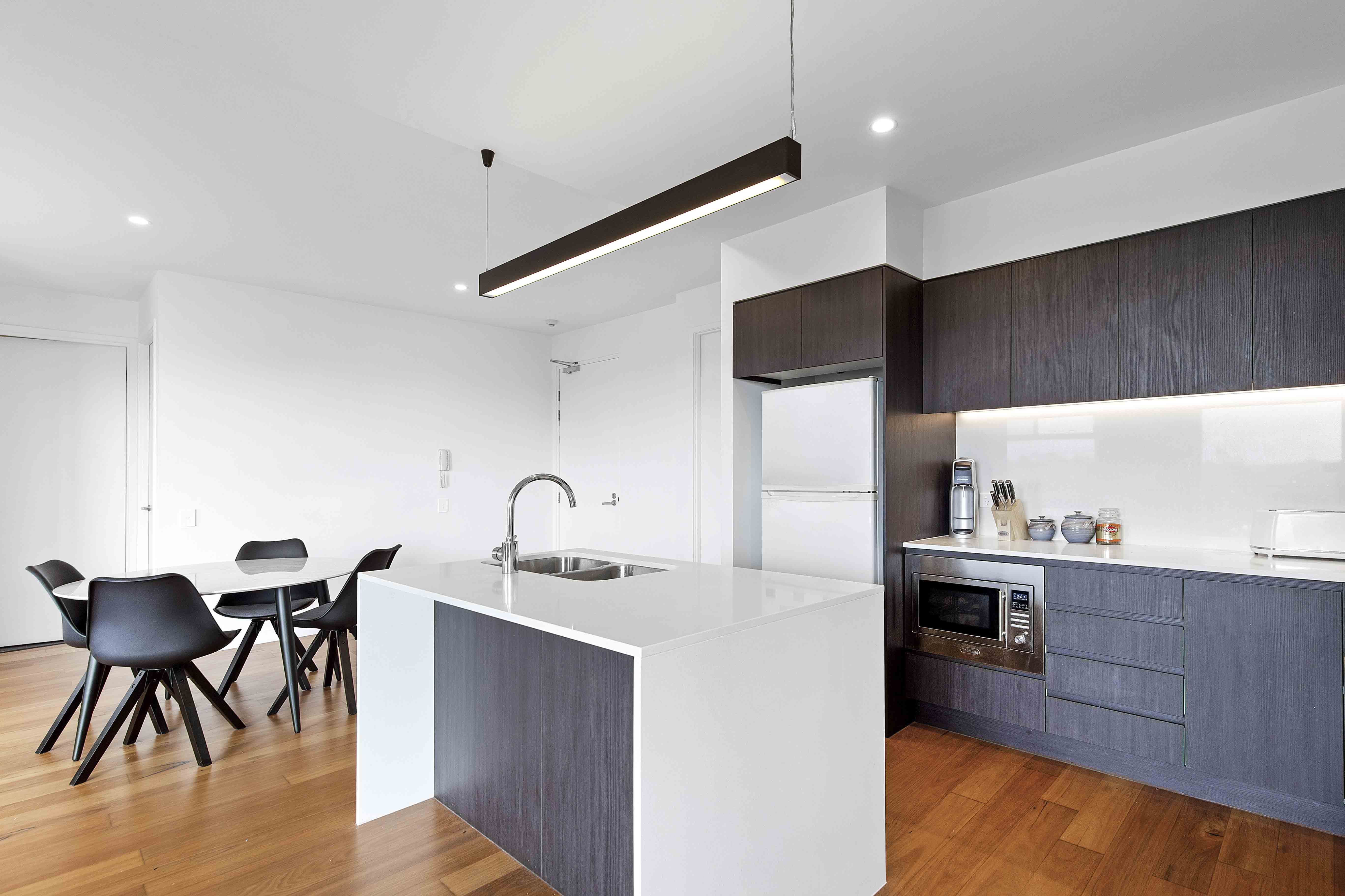 706/131 Clarence Roa..., Indooroopilly - Thumbnail 6