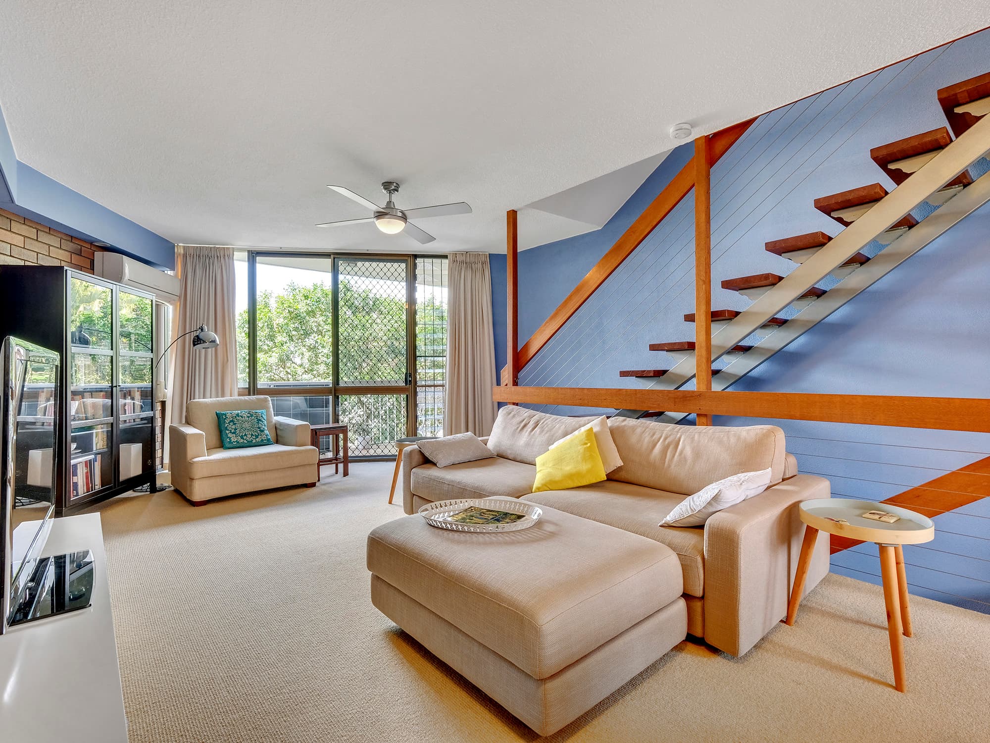4/46 Newcross Street, Indooroopilly - Image 1