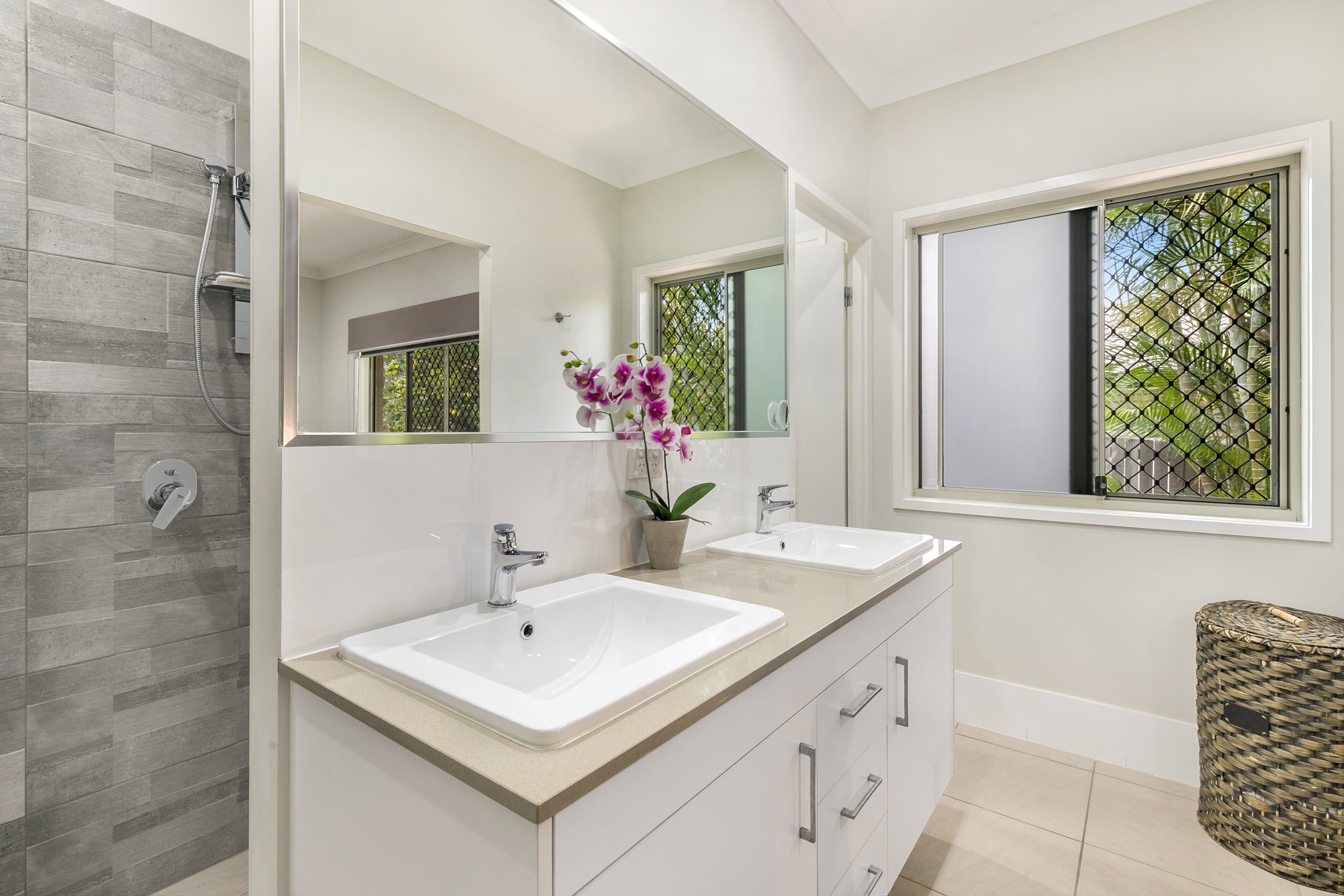 58 Pioneer Crescent, Bellbowrie - Thumbnail 4