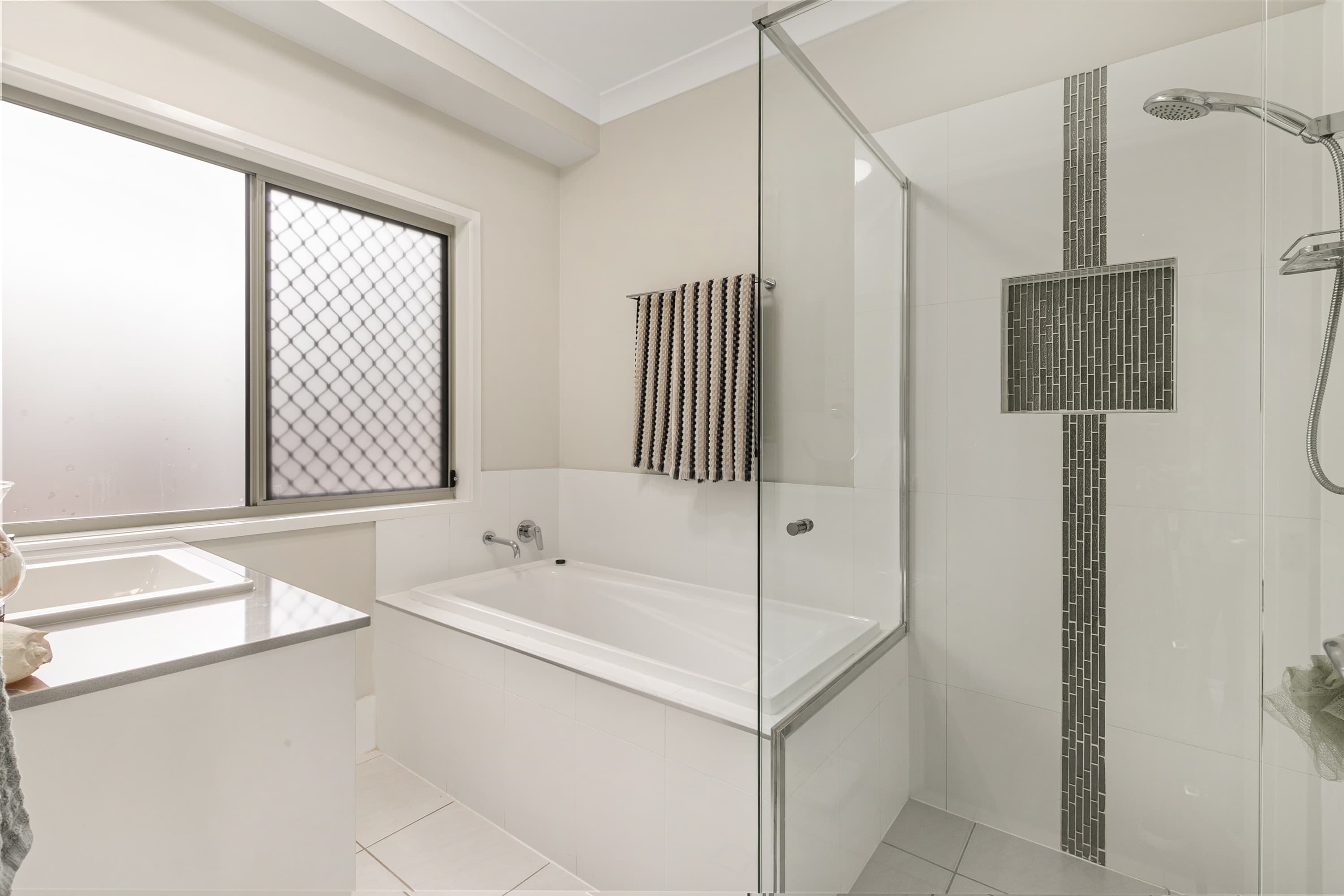 58 Pioneer Crescent, Bellbowrie - Thumbnail 6