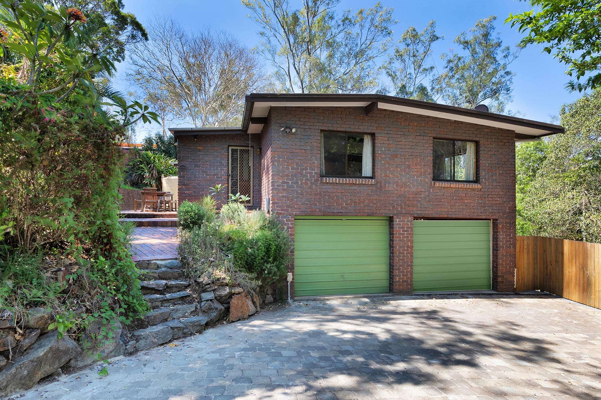 33 Blackstone Street, Indooroopilly - Image 1