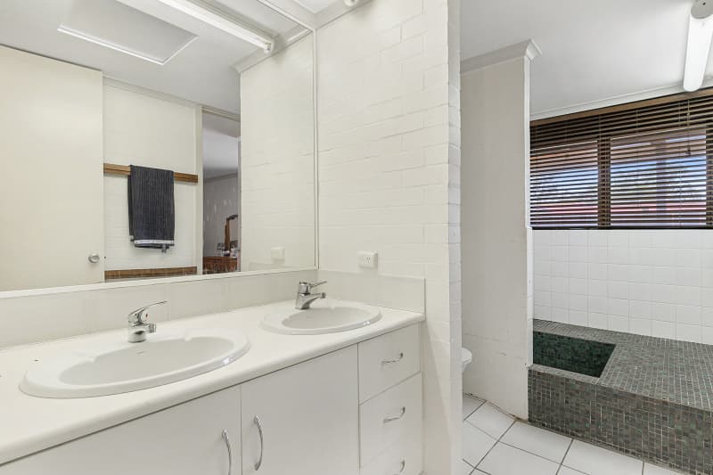 6 Rapanea Street, Moggill - Thumbnail 6