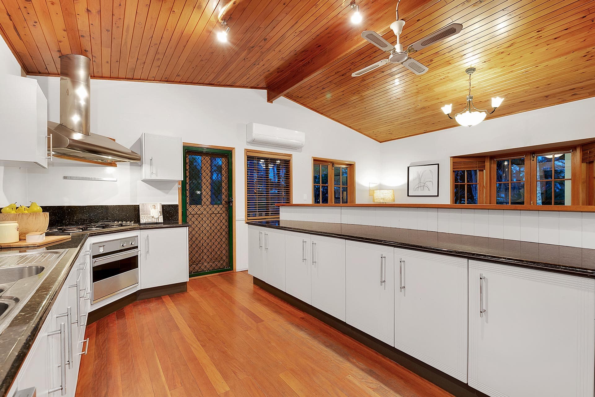 12 Dillingen Street, Chapel Hill - Thumbnail 5