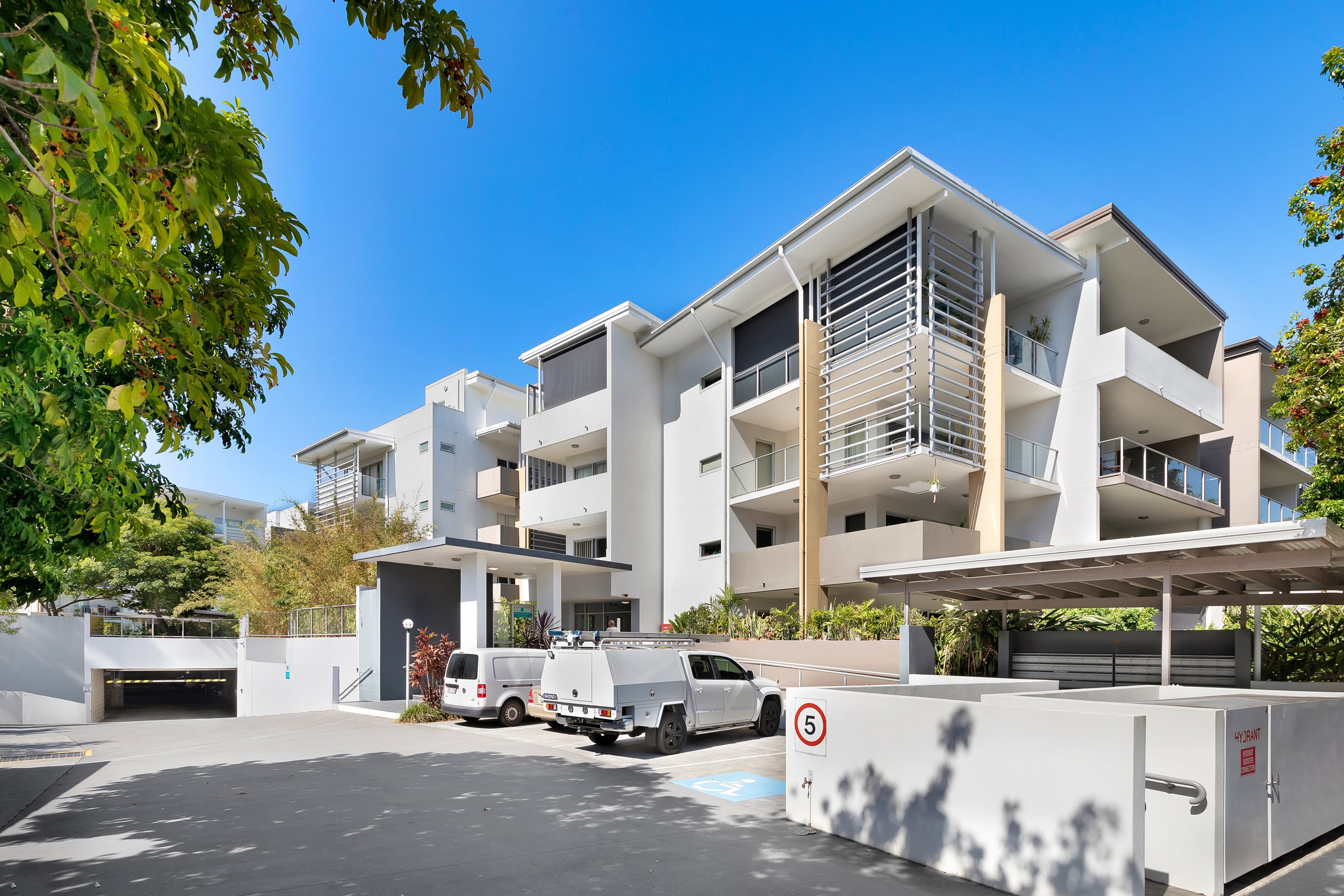 31/29 Alpha Street, Taringa - Thumbnail 3