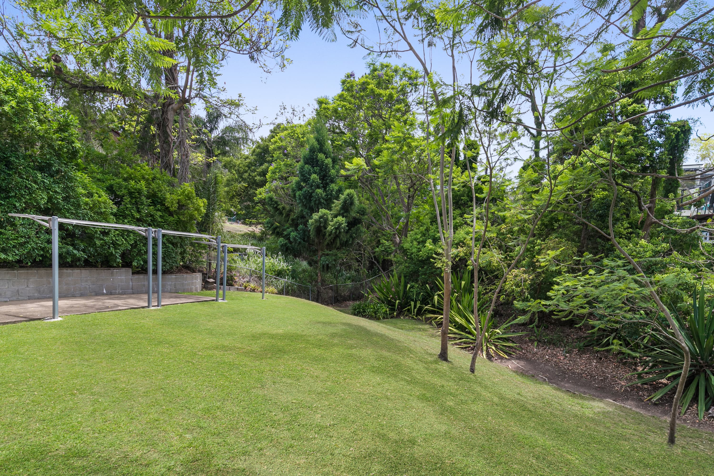 2/22 Norwood Street, Toowong - Thumbnail 8