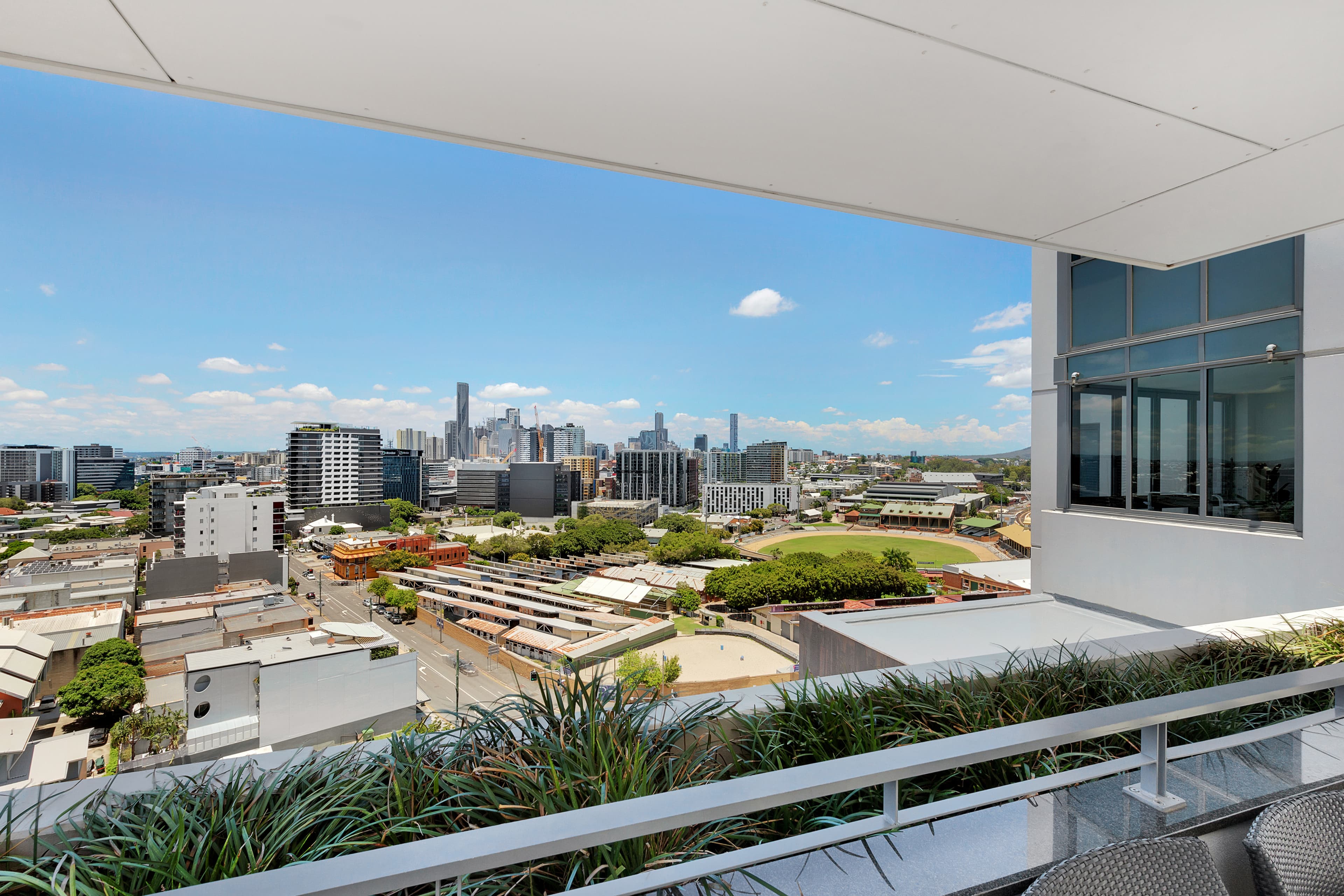 1111/16 Hamilton Pla..., Bowen Hills - Thumbnail 7