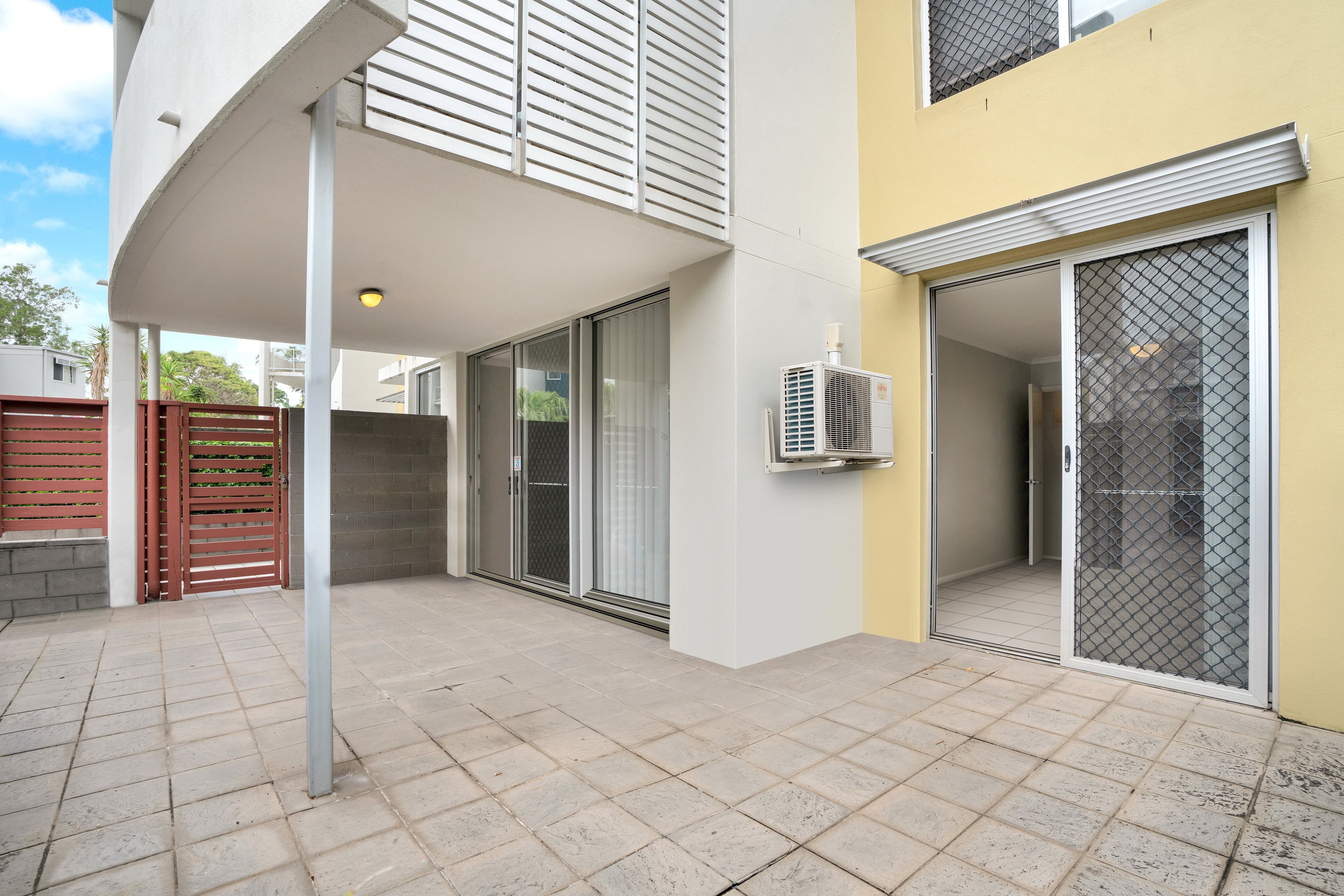 59/2 Campbell Street, Toowong - Image 1
