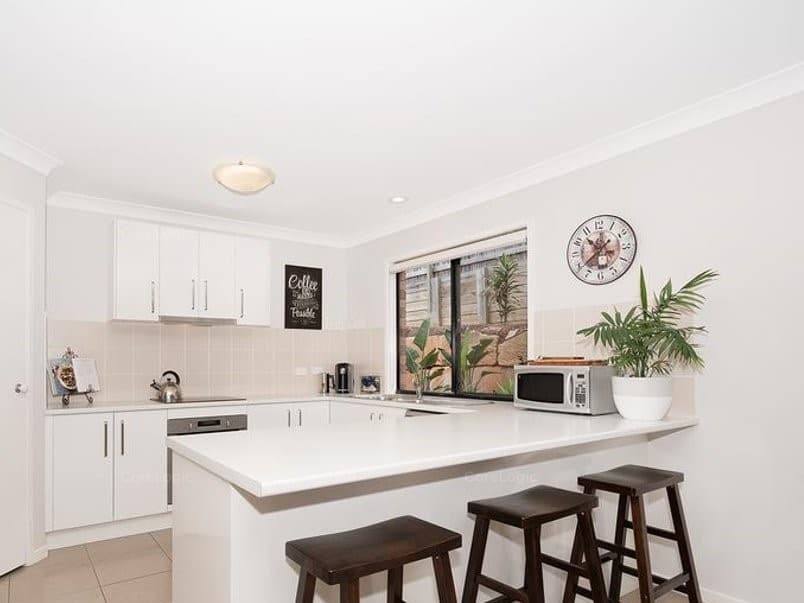 40 Grange Place, Moggill - Thumbnail 2