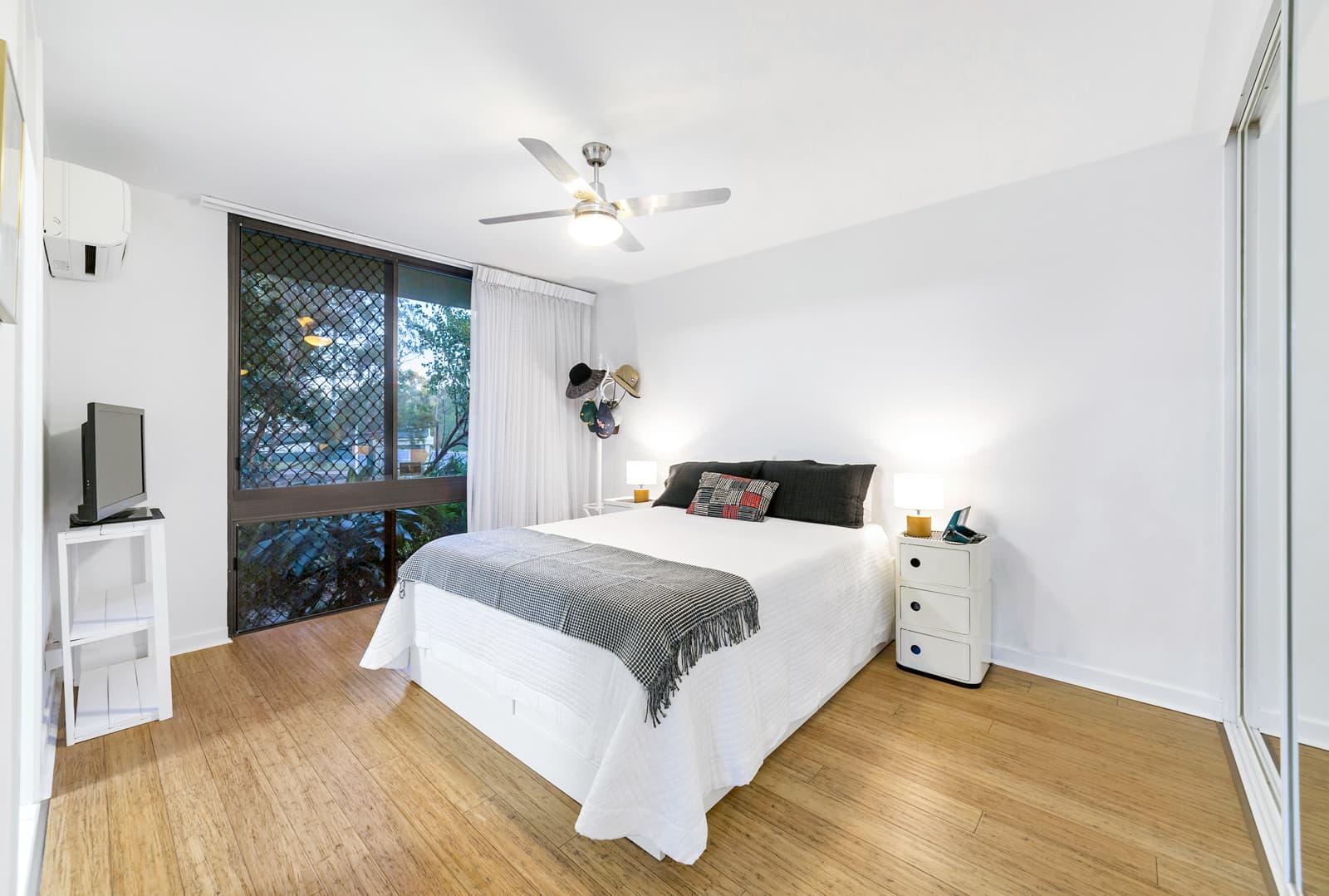 3/202 Carmody Road, St Lucia - Thumbnail 7
