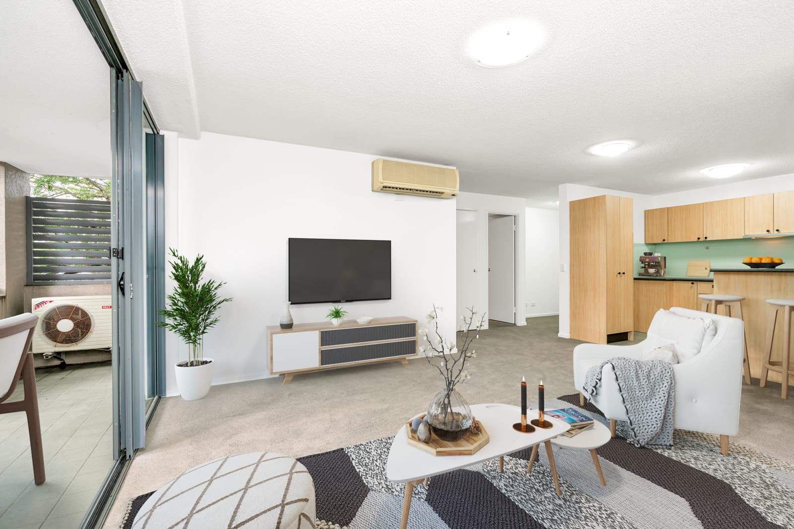 43/7 Landsborough Te..., Toowong - Thumbnail 2