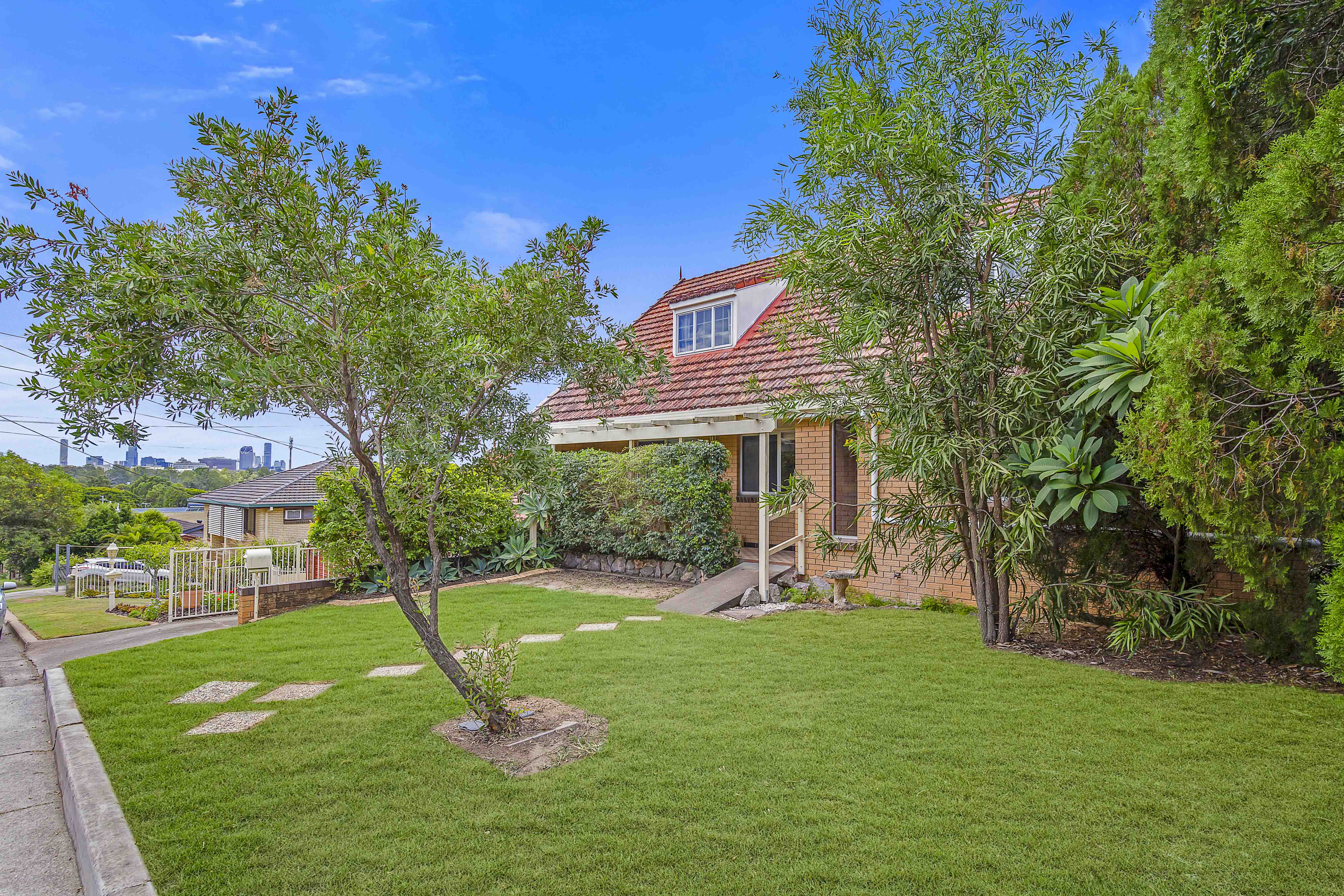 13 Dalton Street, Yeronga - Image 1