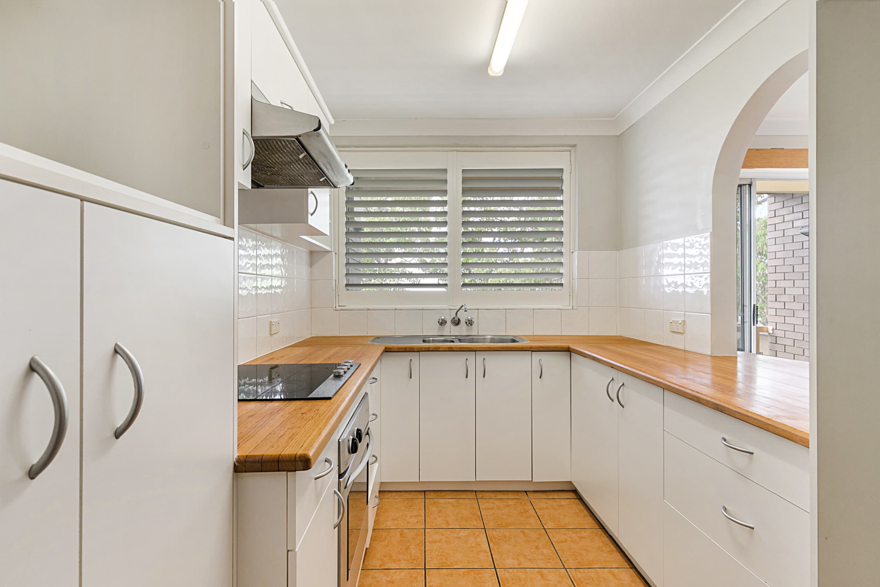 8/38 Waverley Road, Indooroopilly - Thumbnail 5