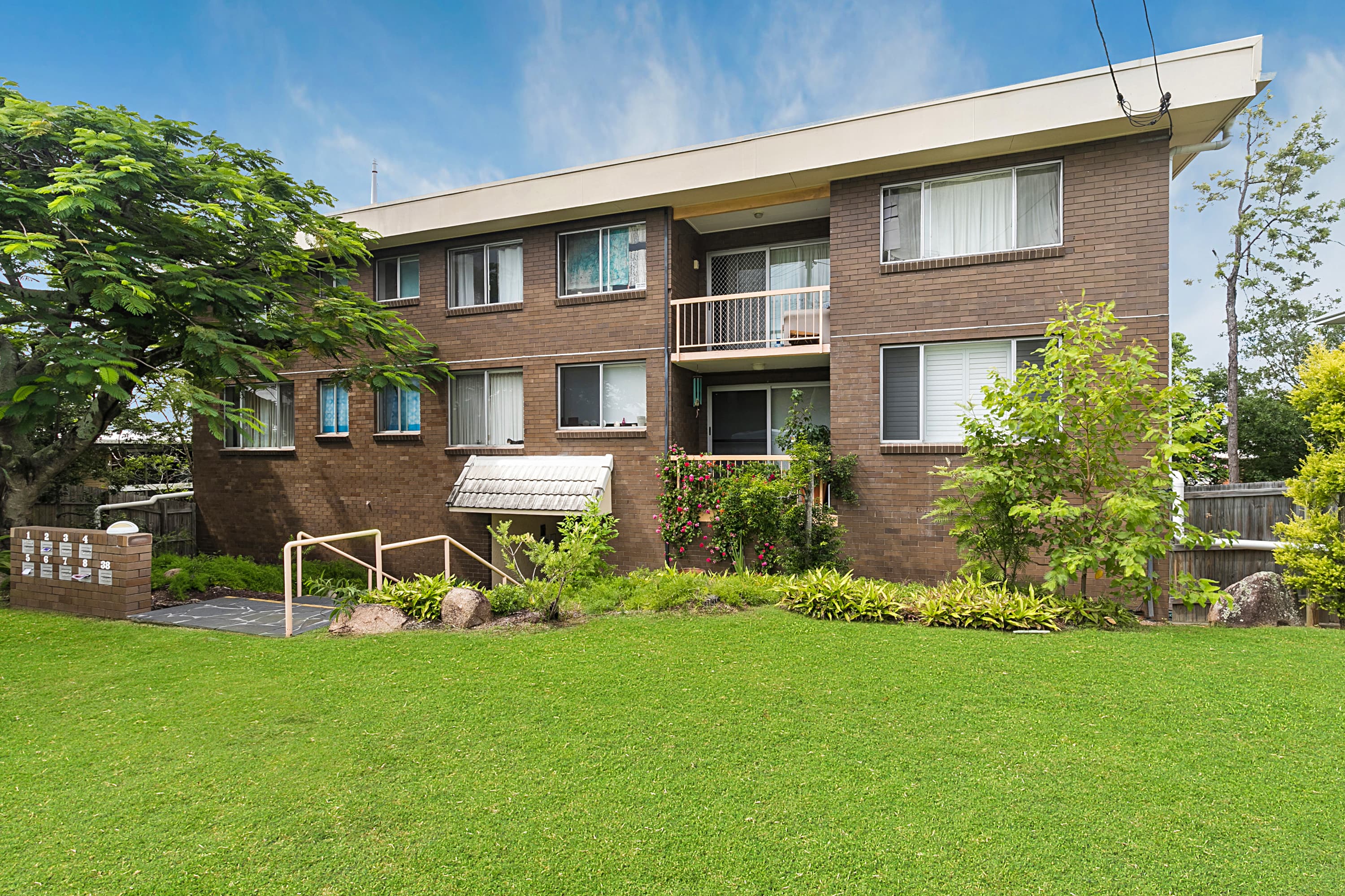 8/38 Waverley Road, Indooroopilly - Thumbnail 8