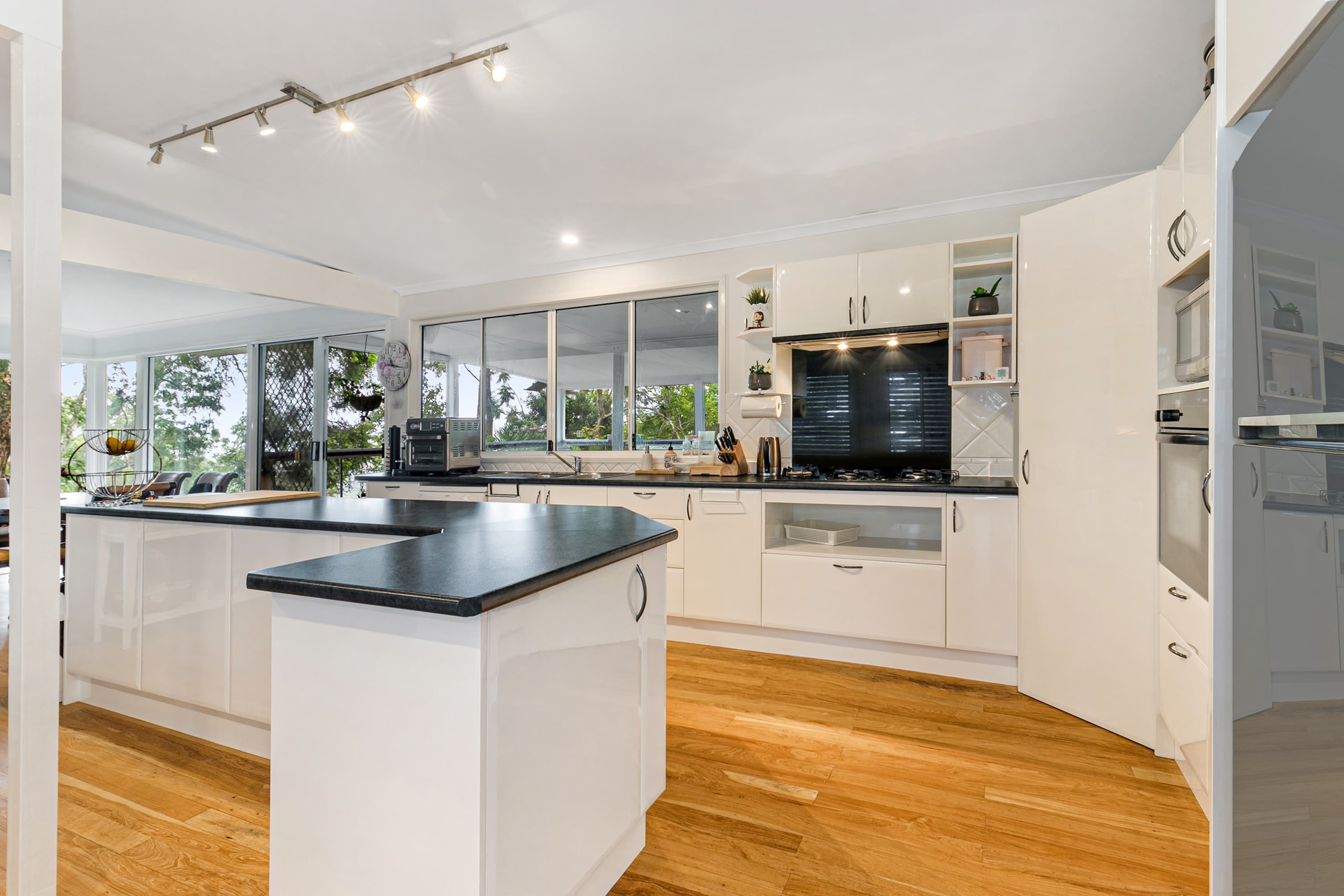 5 Gem Road, Kenmore - Image 1