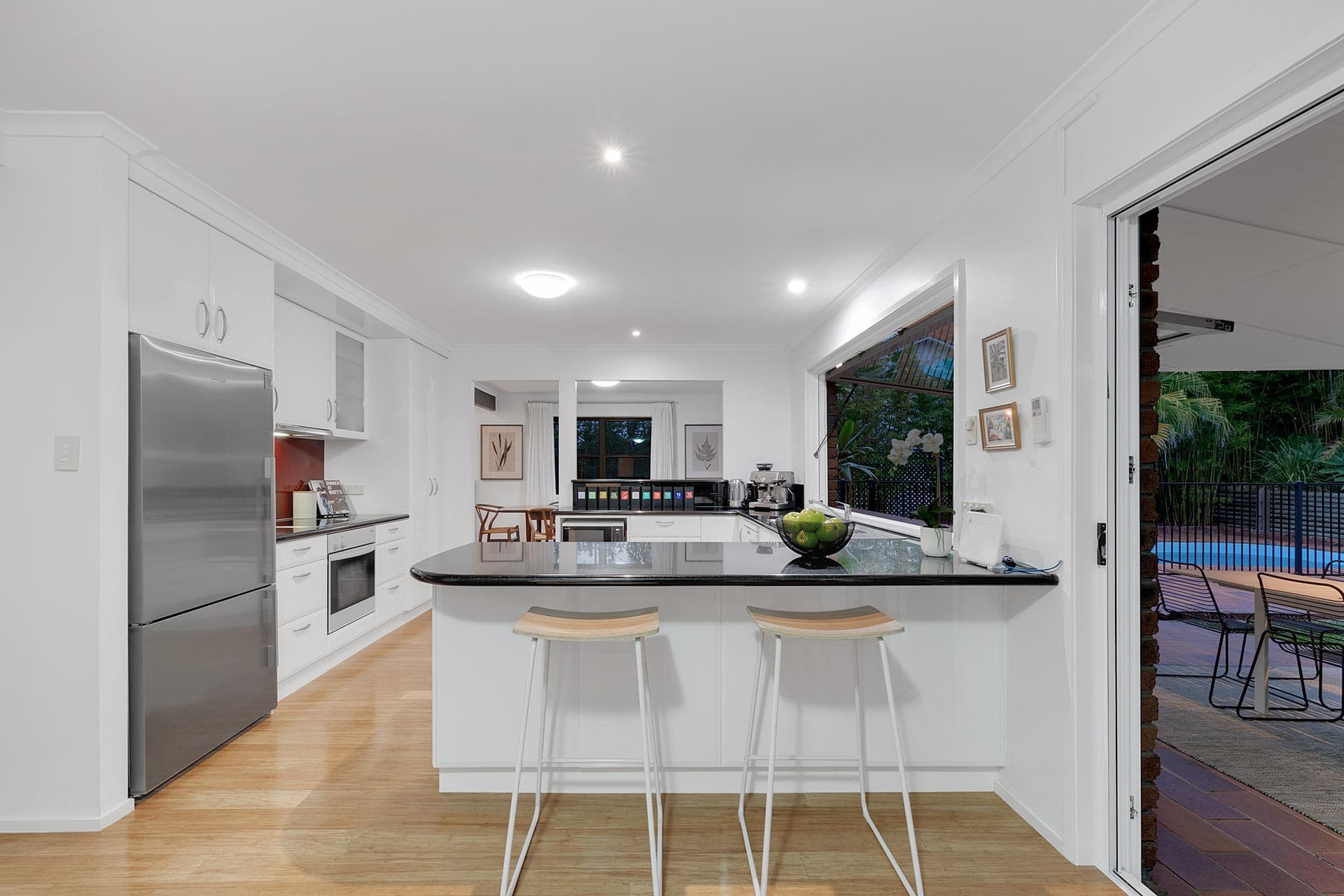76 Carinya Street, Indooroopilly - Thumbnail 7