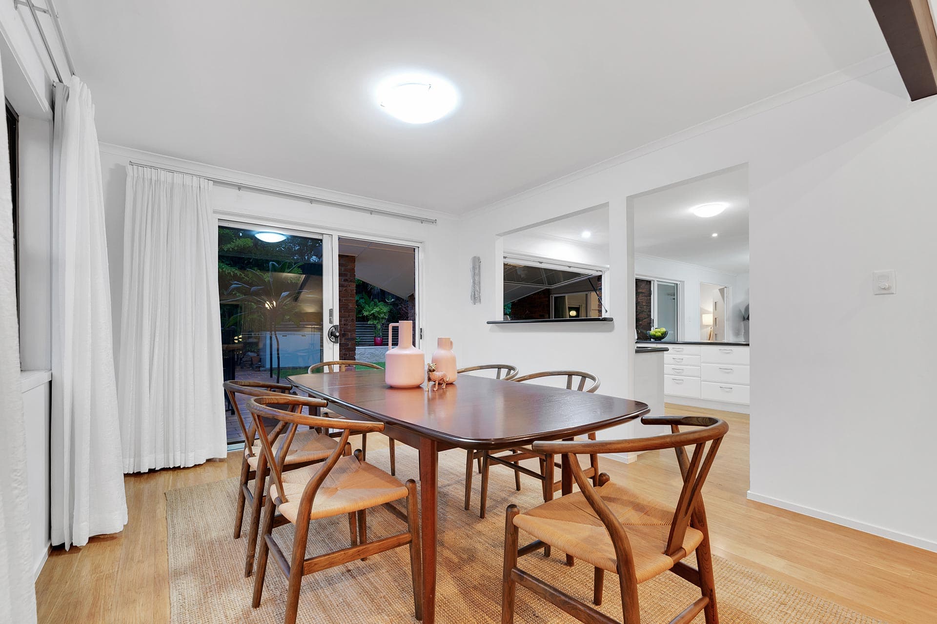 76 Carinya Street, Indooroopilly - Thumbnail 5