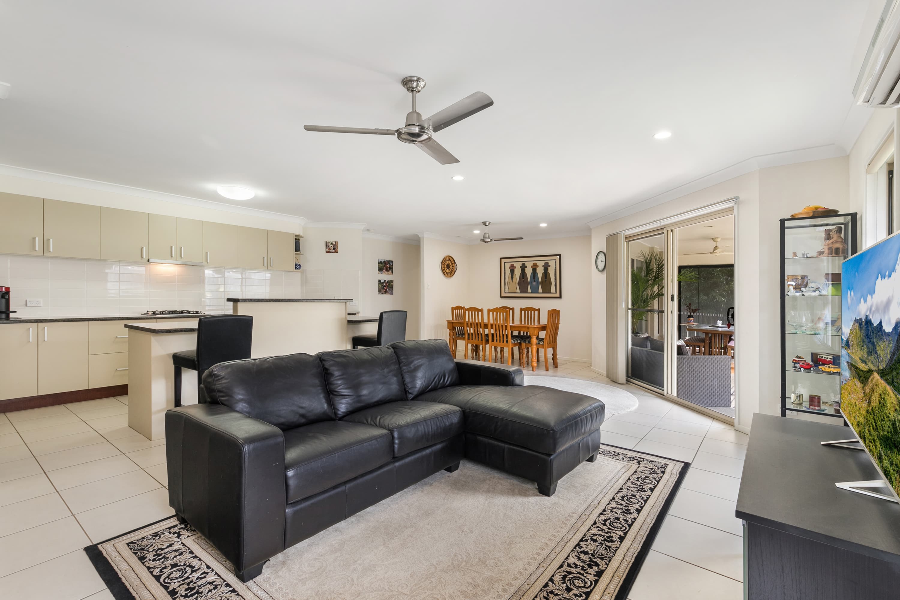 6 Stacey Close, Moggill - Image 1