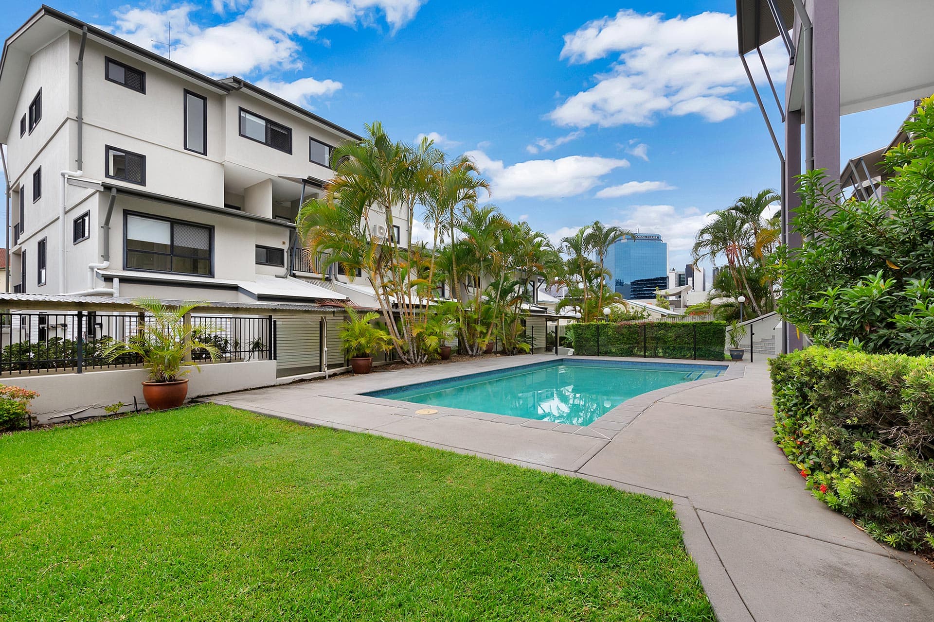 30/60 Sherwood Road, Toowong - Image 1