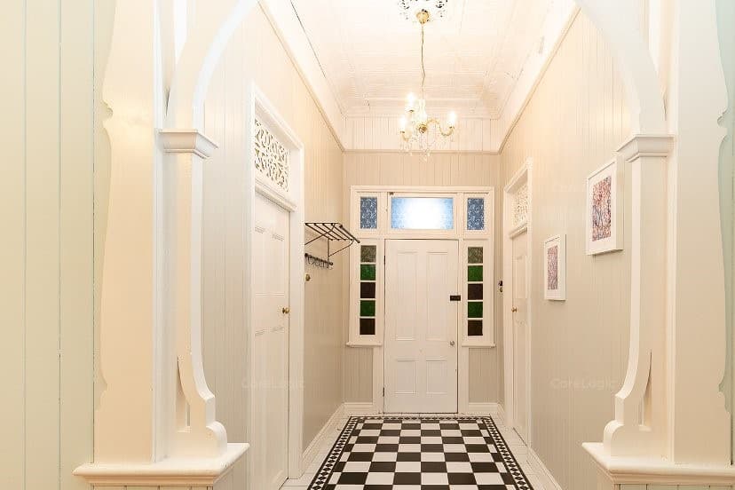 33 Riversleigh Road, Bellbowrie - Thumbnail 2