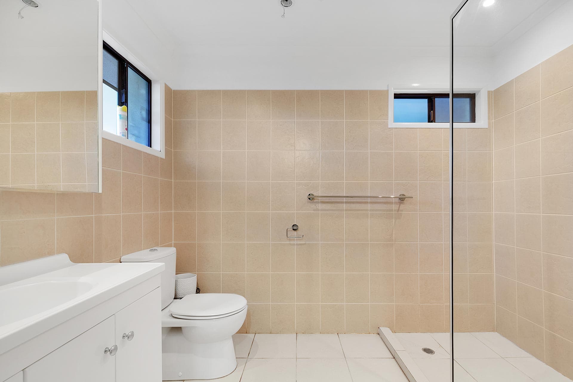 22 Gubberley Street, Kenmore - Thumbnail 8