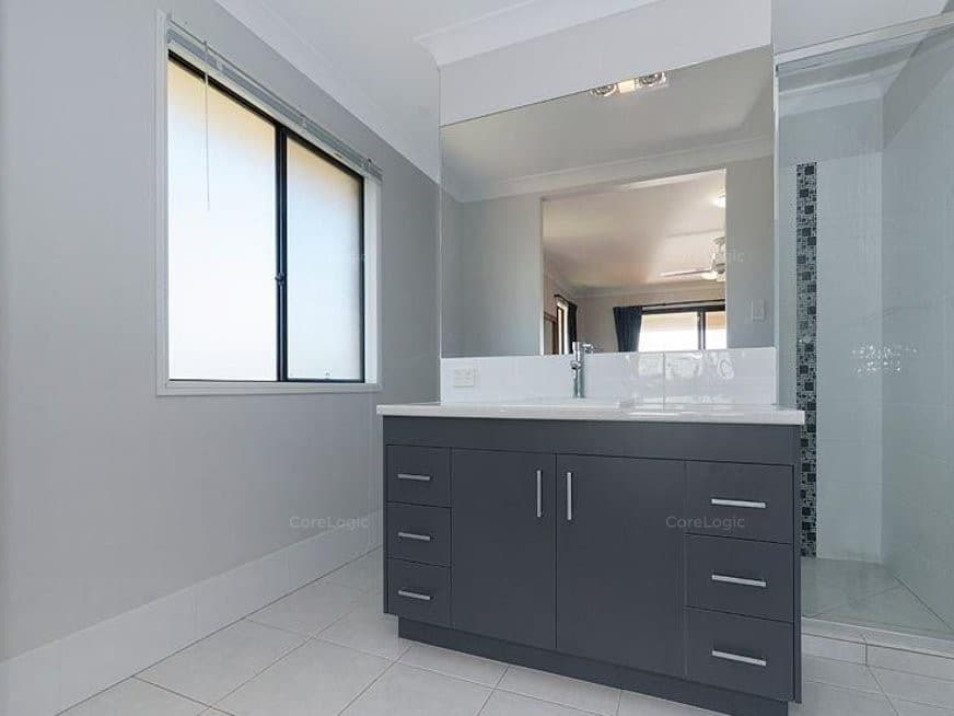 19 Grange Place, Moggill - Thumbnail 6
