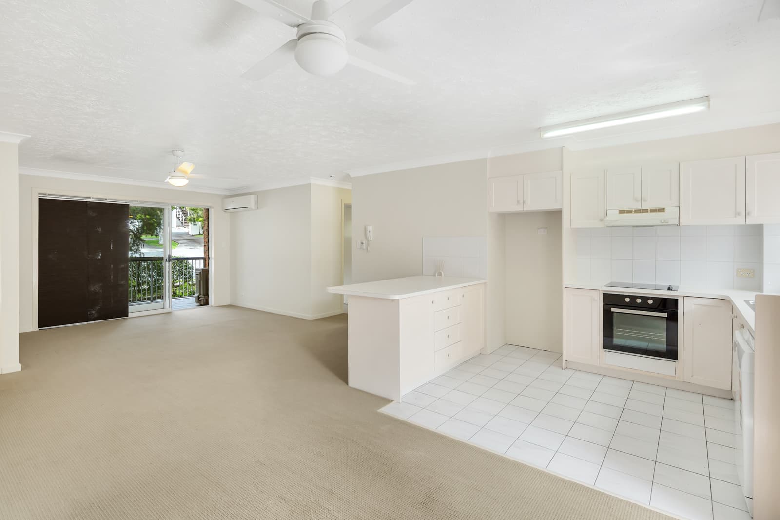 1/55-59 Alpha Street, Taringa - Thumbnail 2
