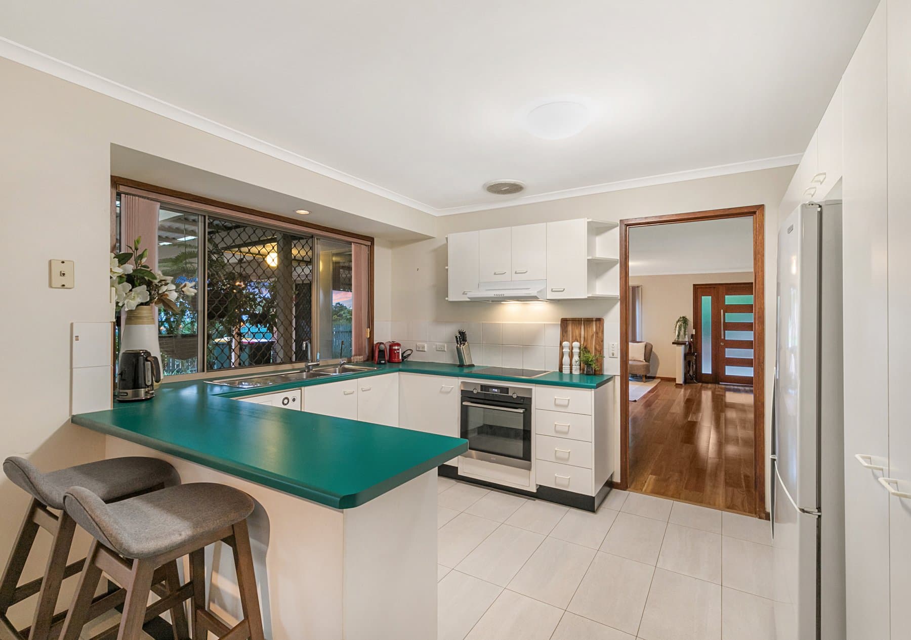 7 Hercules Place, Sinnamon Park - Thumbnail 3