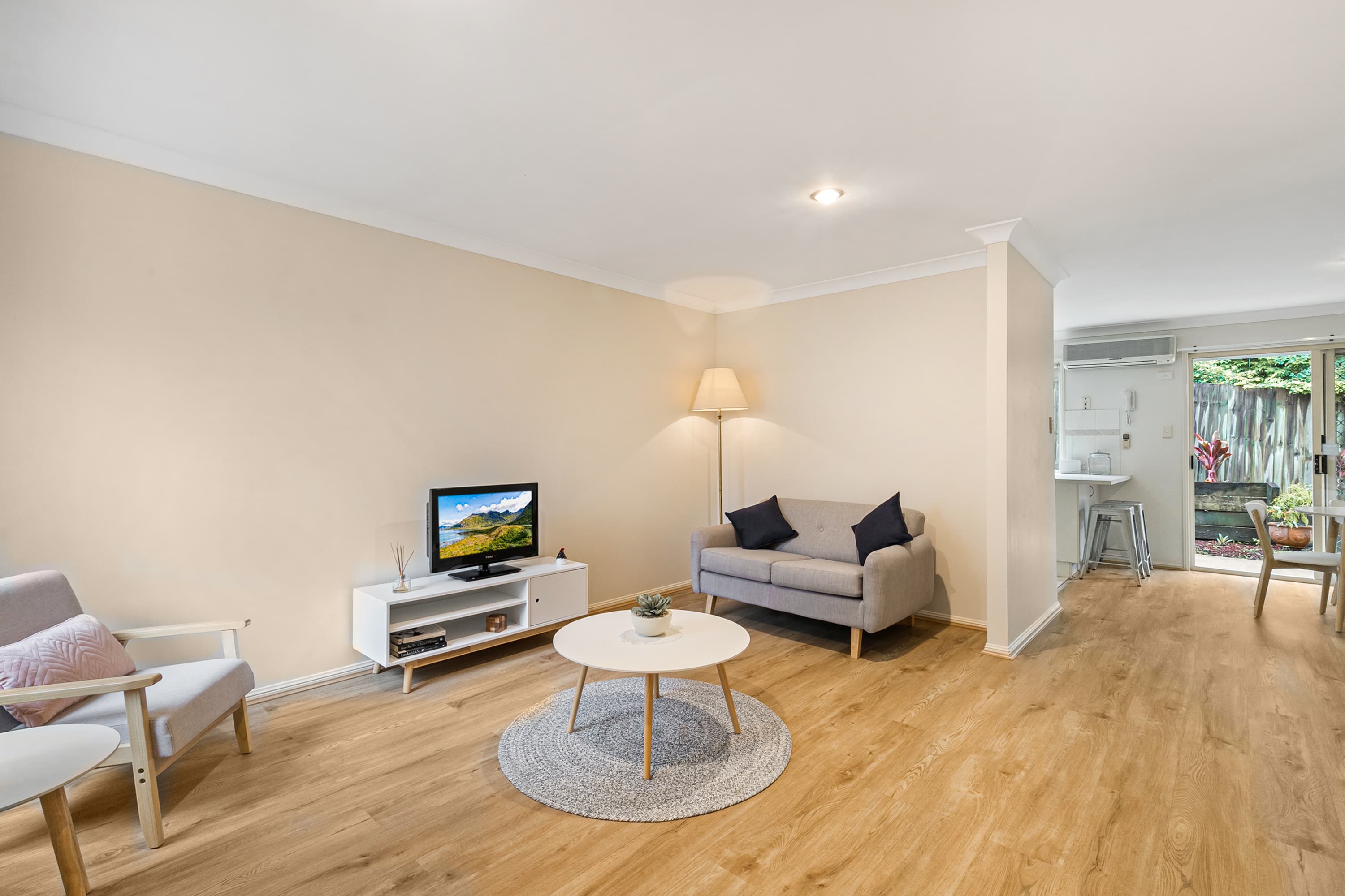 25/10 Chapman Place, Oxley - Thumbnail 2