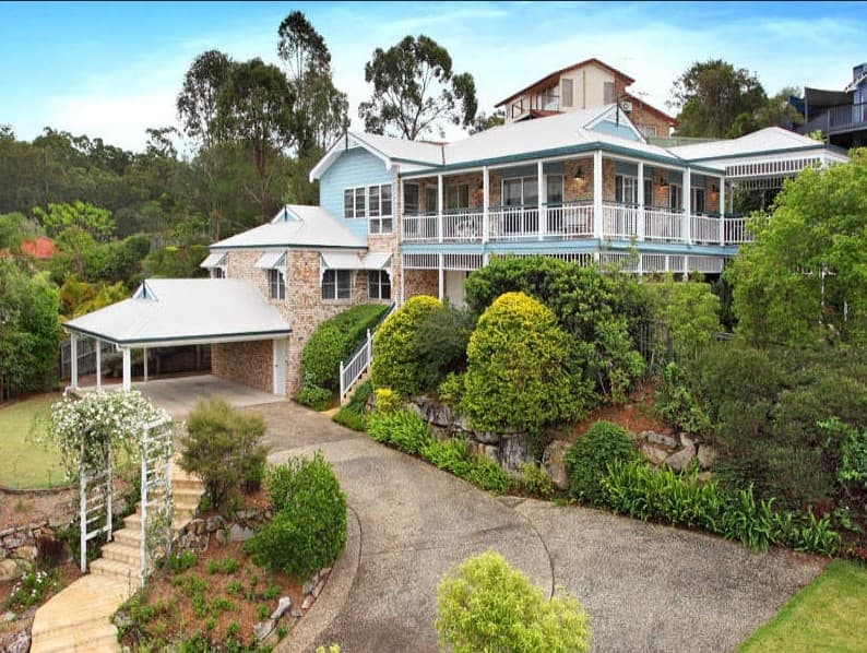 10 Maroa Close, Chapel Hill - Image 1
