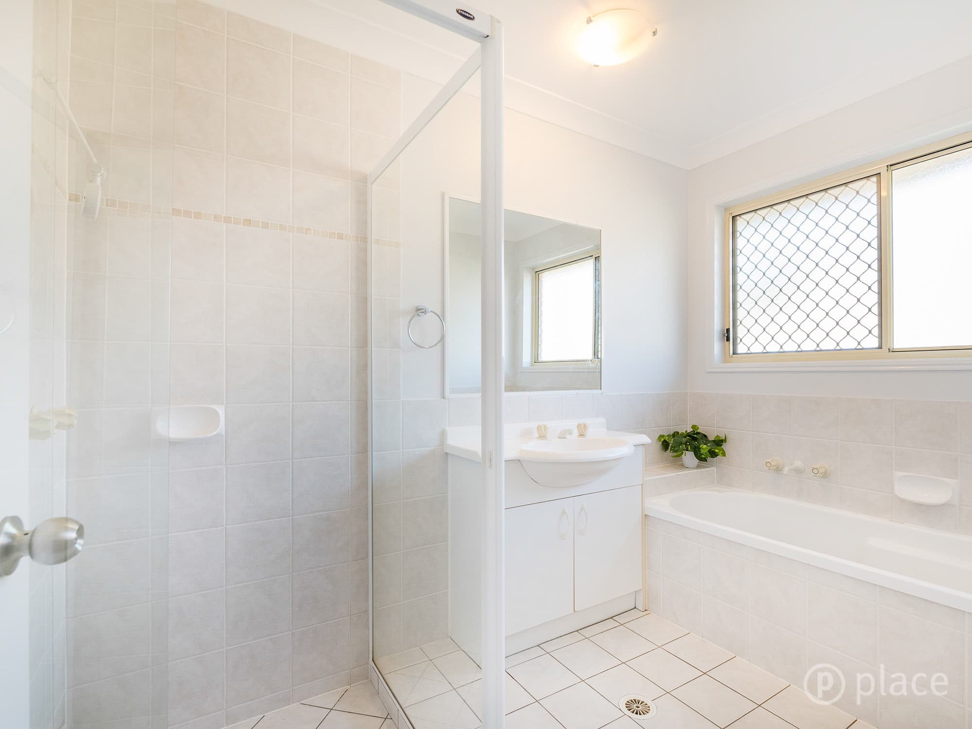 11 Mayfair Place, Moggill - Thumbnail 4