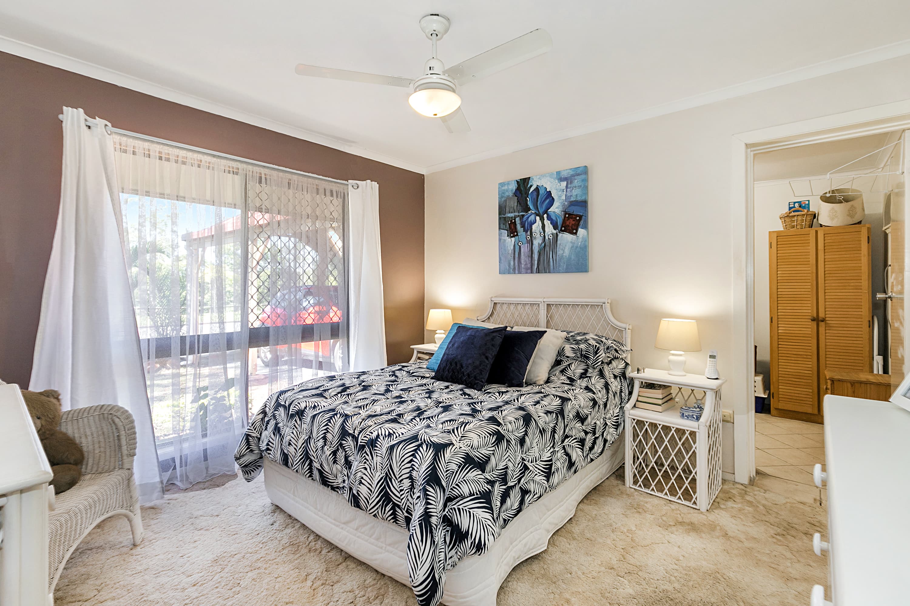 8 Nalya Crescent, Karana Downs - Thumbnail 4