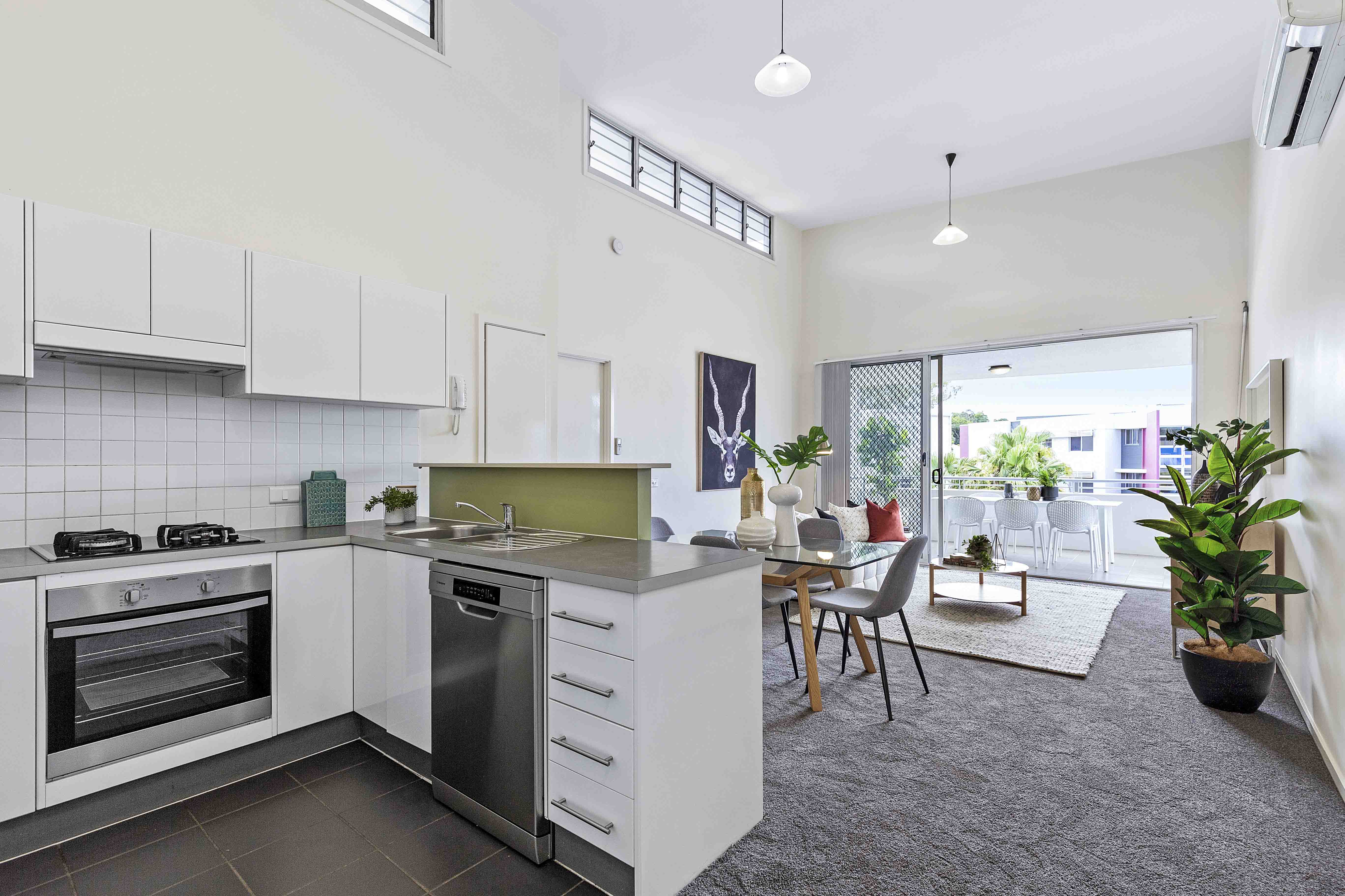 71/2 Campbell Street, Toowong - Thumbnail 2