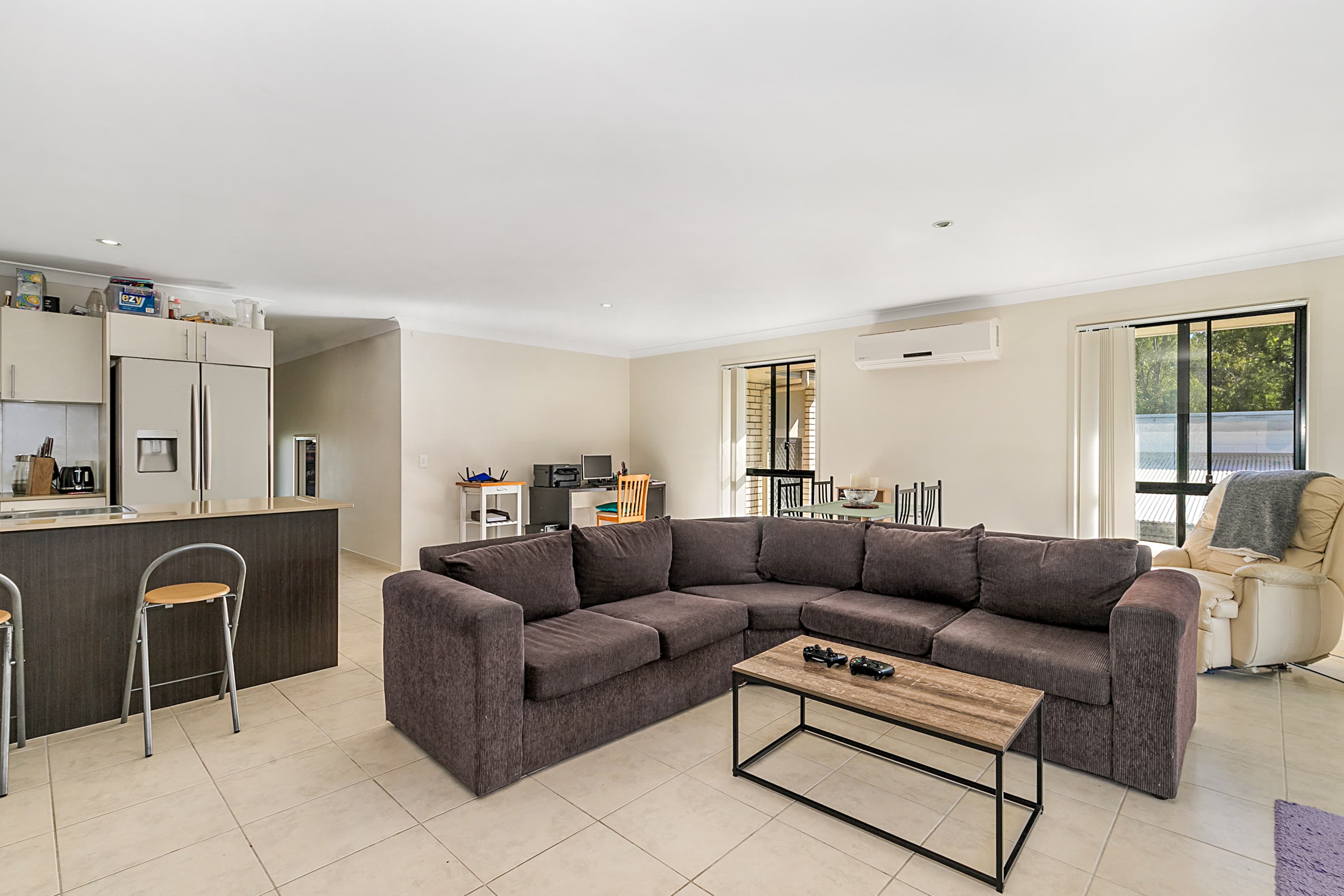 25 Whistler Place, Moggill - Image 1