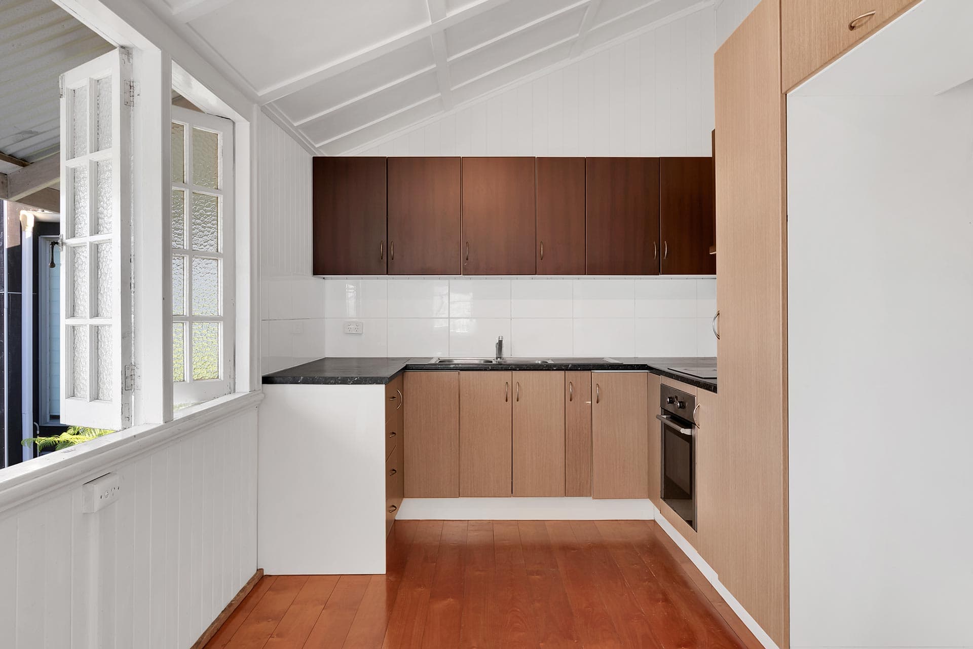 30 Waterworks Road, Red Hill - Thumbnail 7