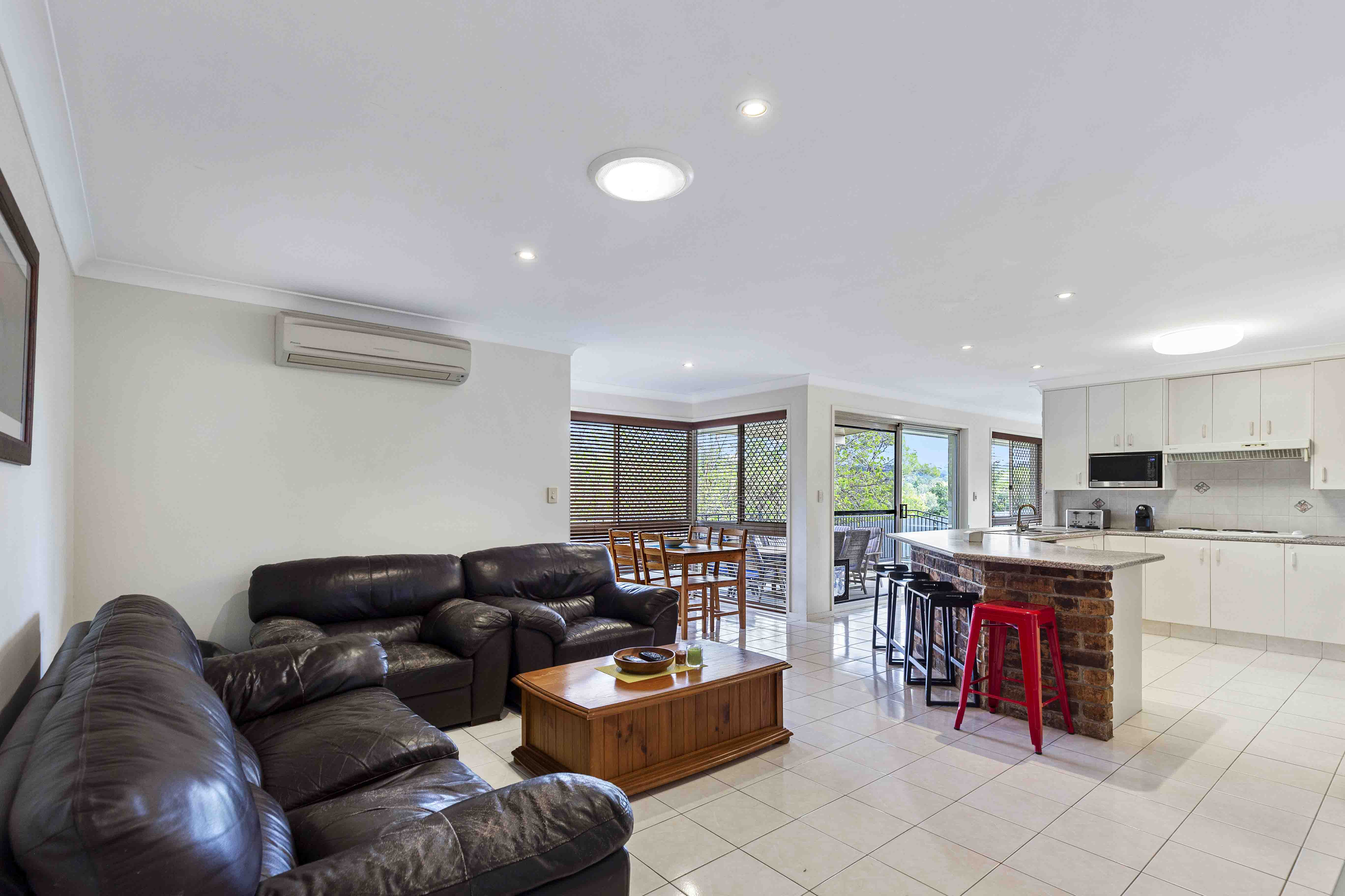 1 Brookvale Close, Kenmore Hills - Thumbnail 8