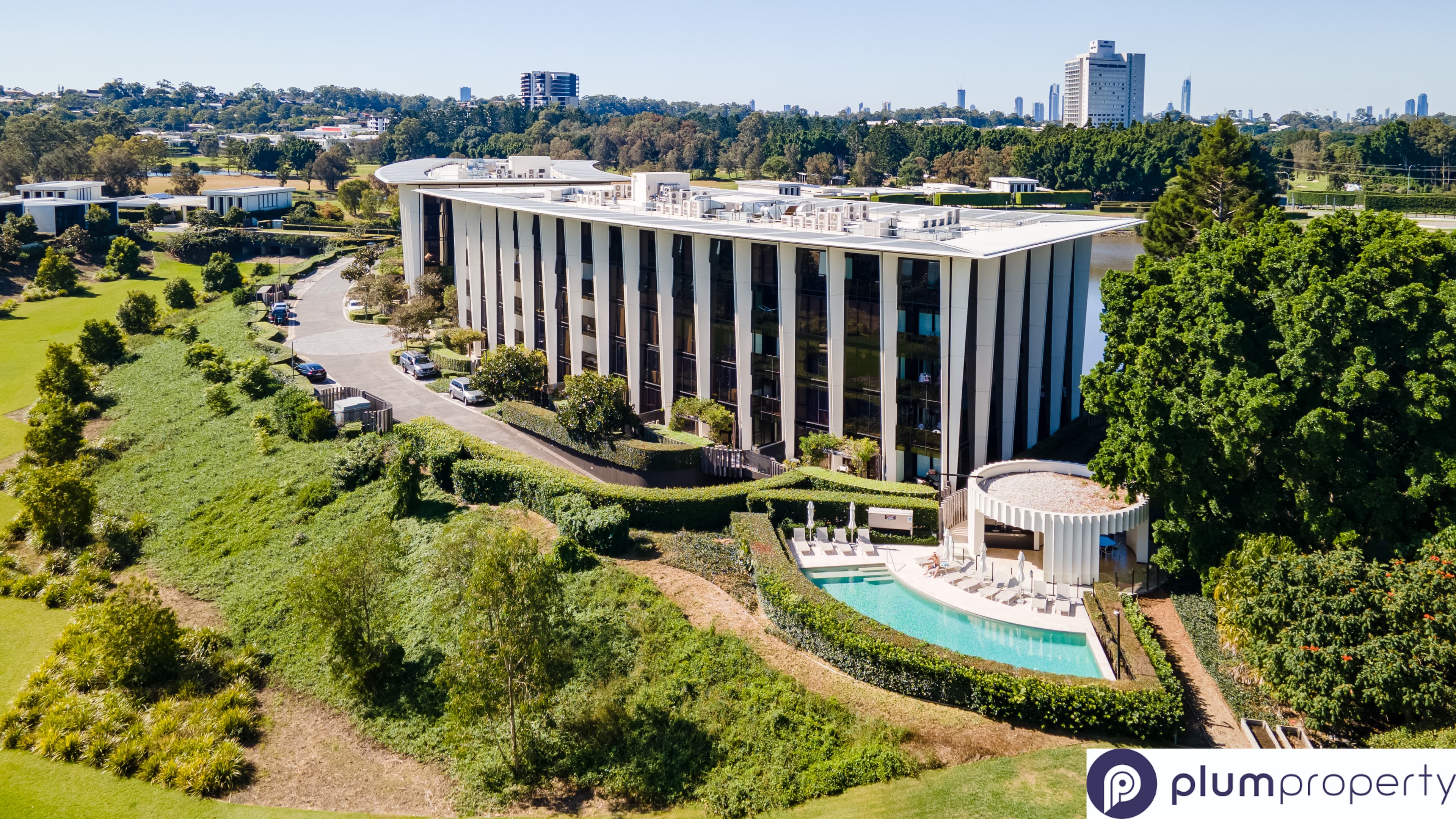 503/1 Marina Drive, Benowa - Thumbnail 2