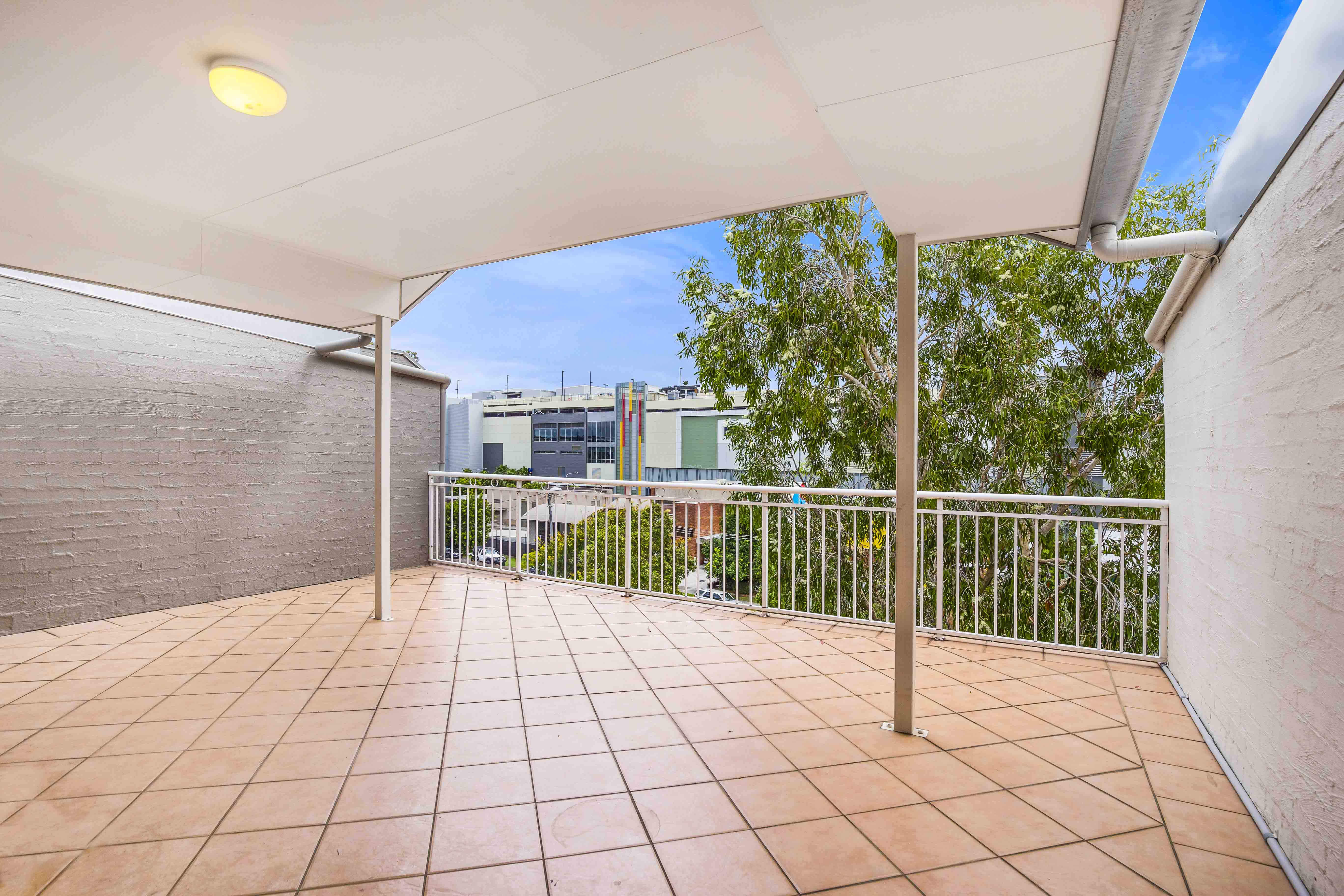 10/20 Underhill Aven..., Indooroopilly - Thumbnail 2