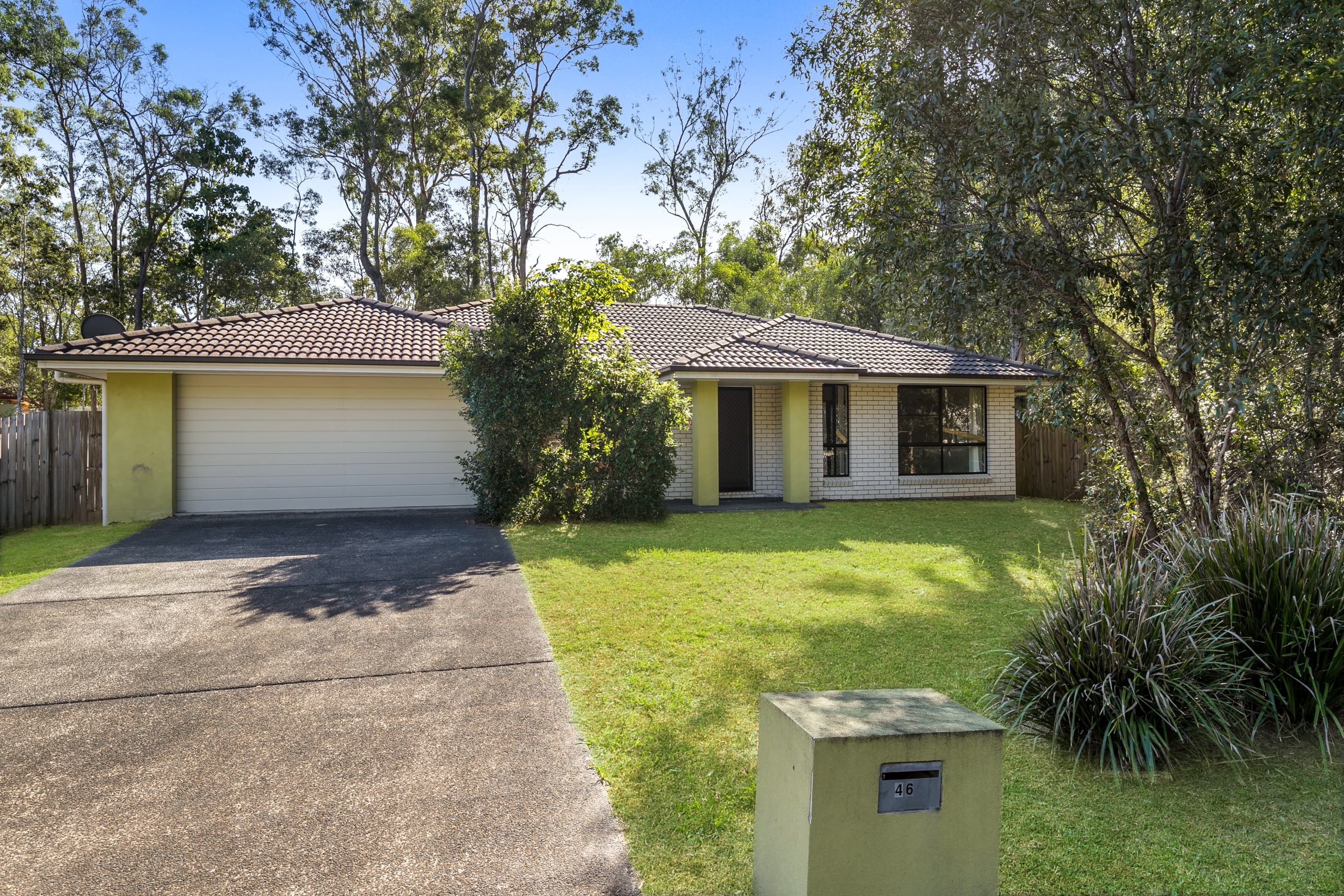 46 Honeyeater Cresce..., Moggill - Image 1