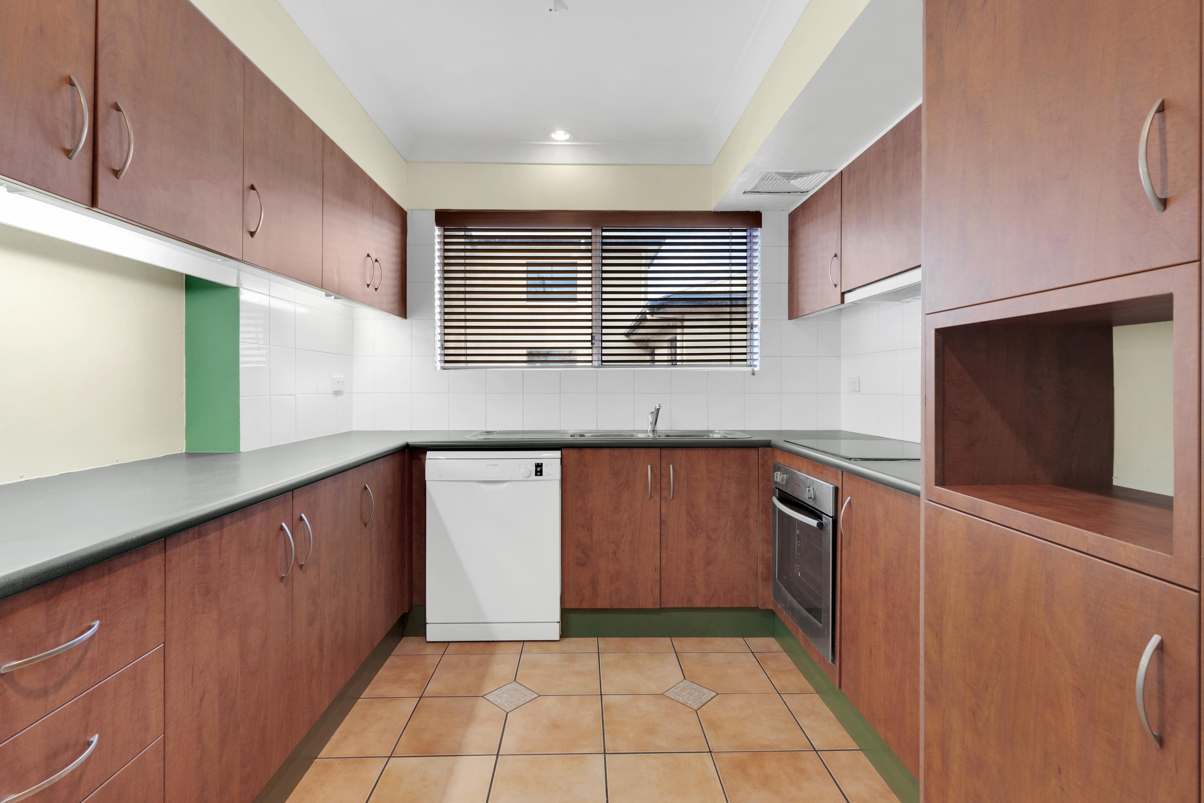 3/53 Sandford Street, St Lucia - Thumbnail 4