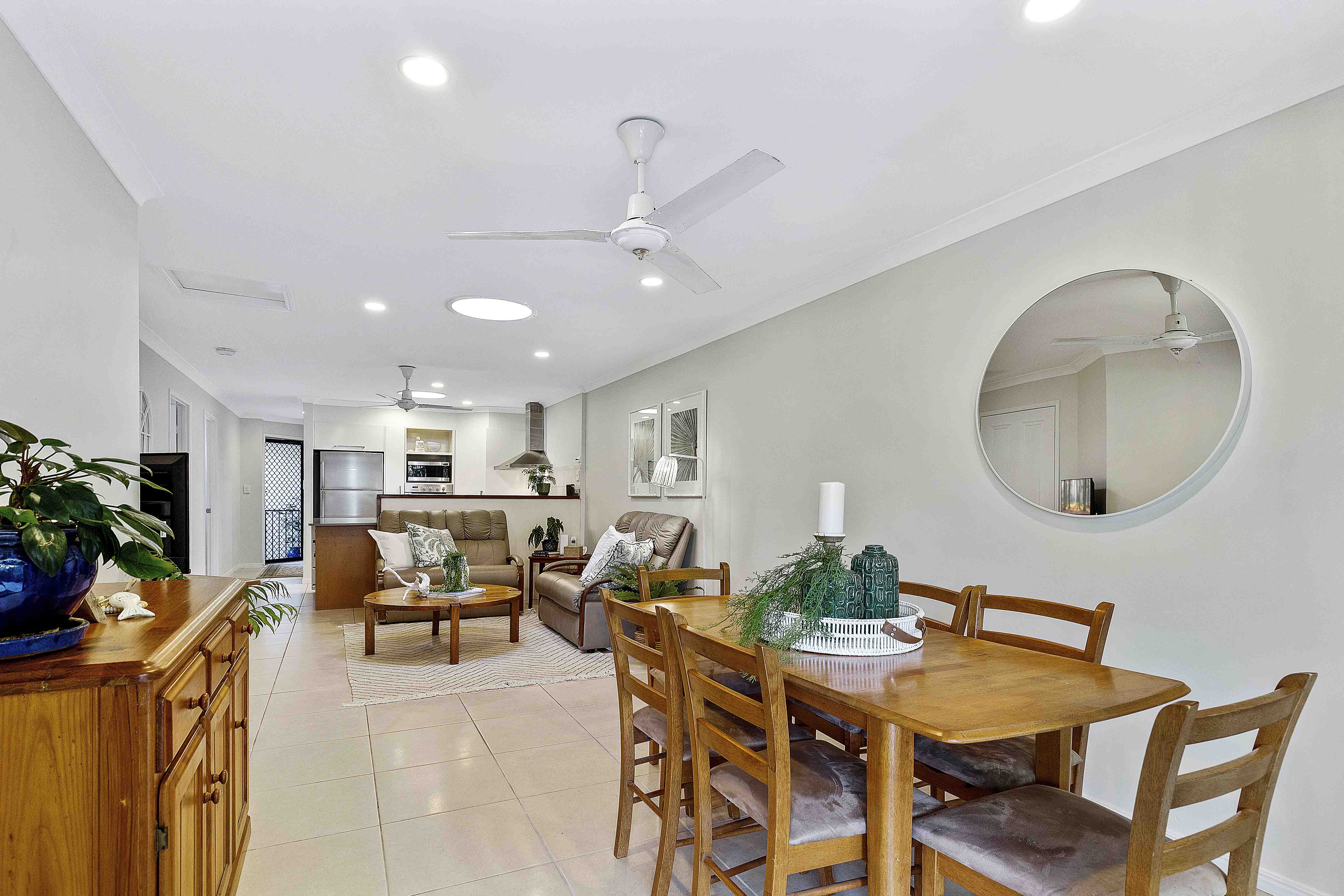 11/316 Long Street E..., Graceville - Thumbnail 6