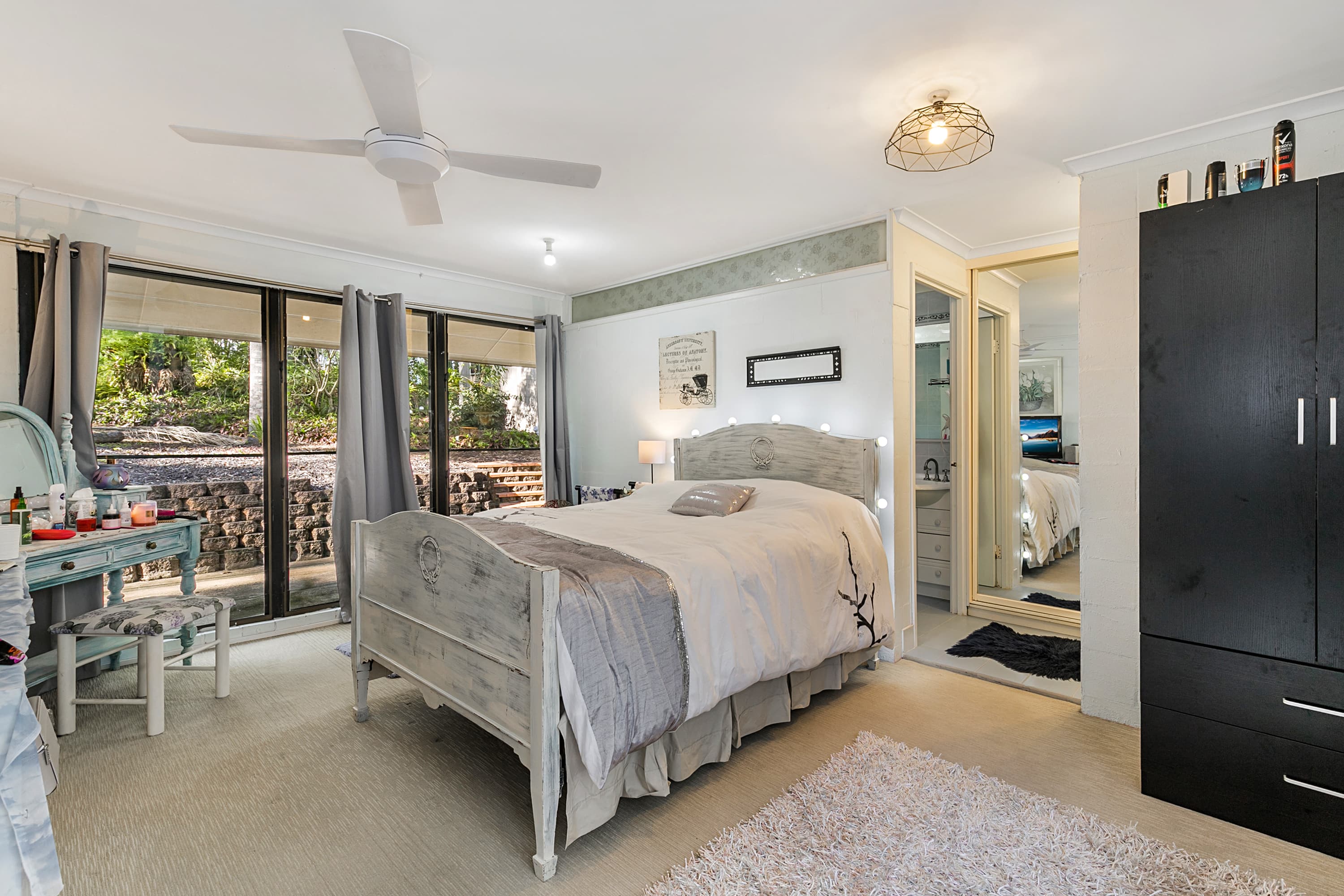 16 Third Avenue, Barellan Point - Thumbnail 6
