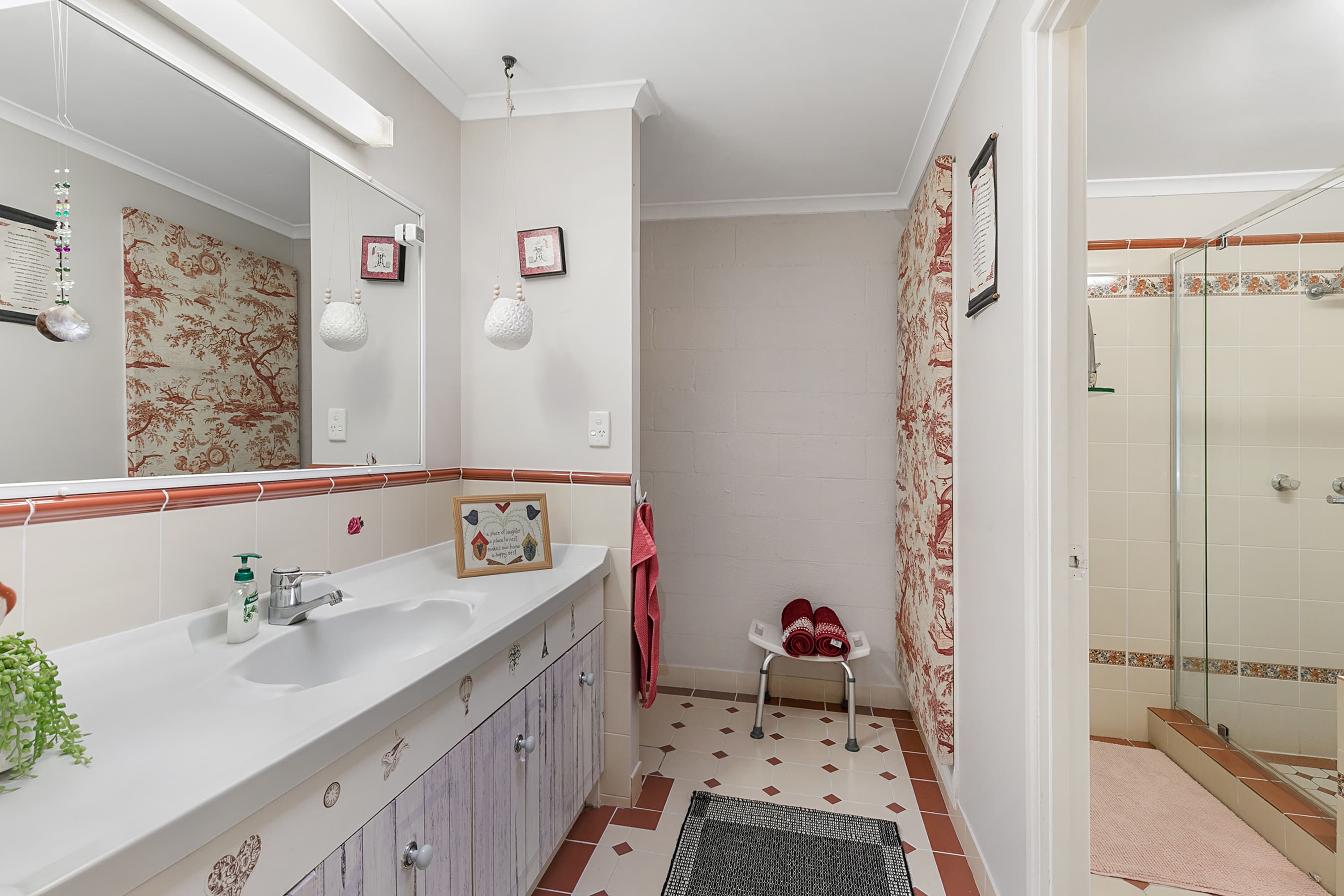 16 Third Avenue, Barellan Point - Thumbnail 8