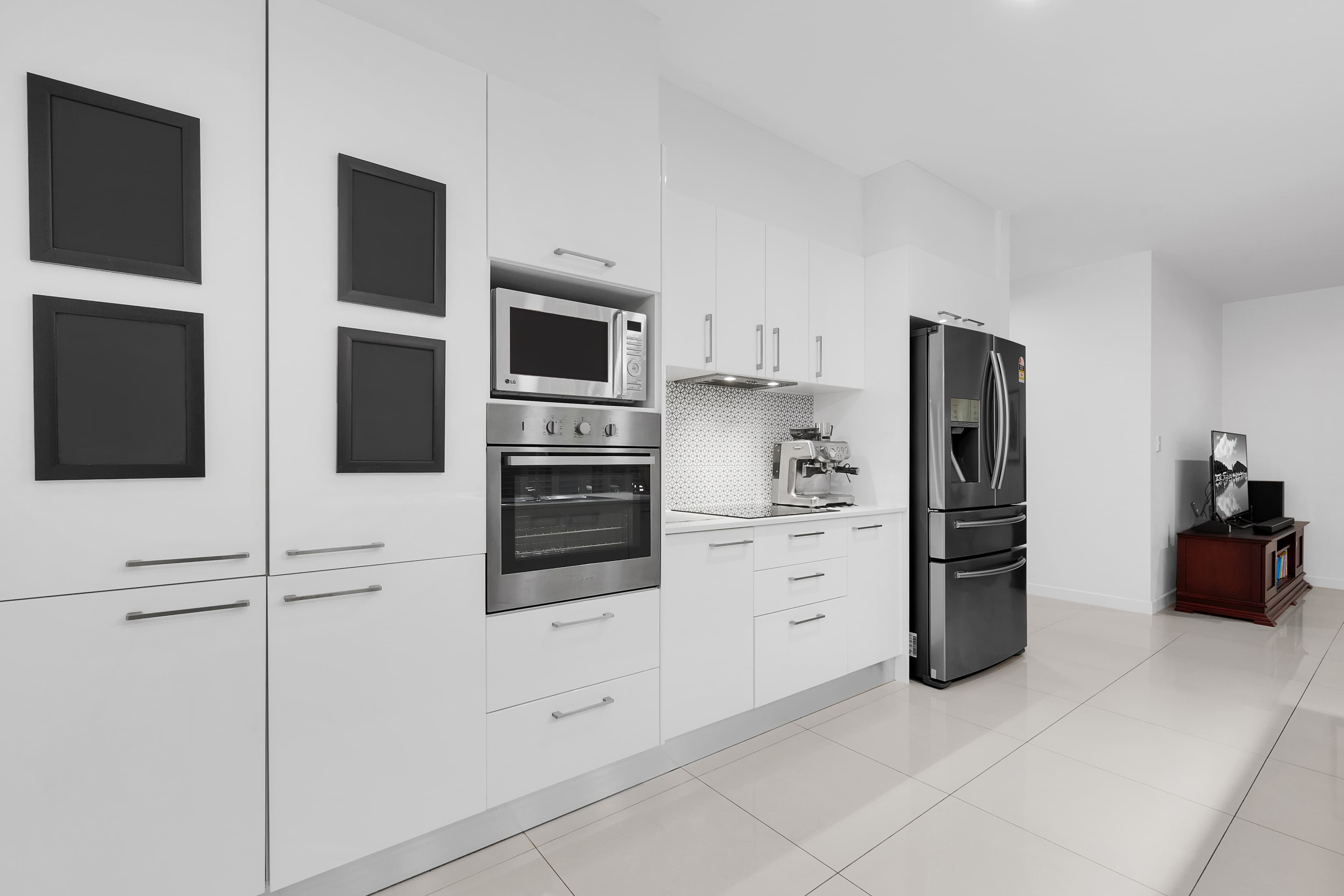 16 Noreen Street, Chapel Hill - Thumbnail 6