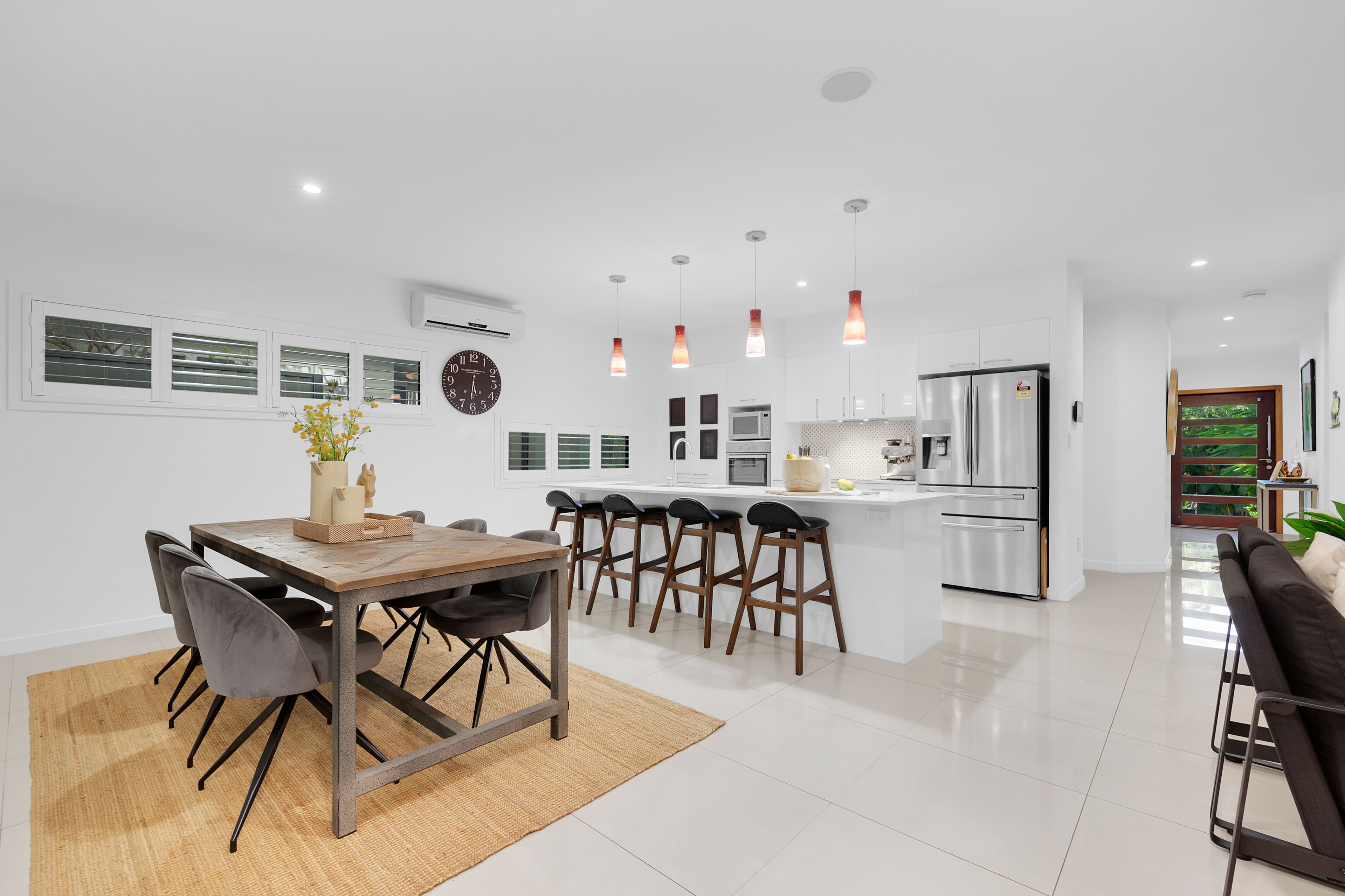 16 Noreen Street, Chapel Hill - Thumbnail 2