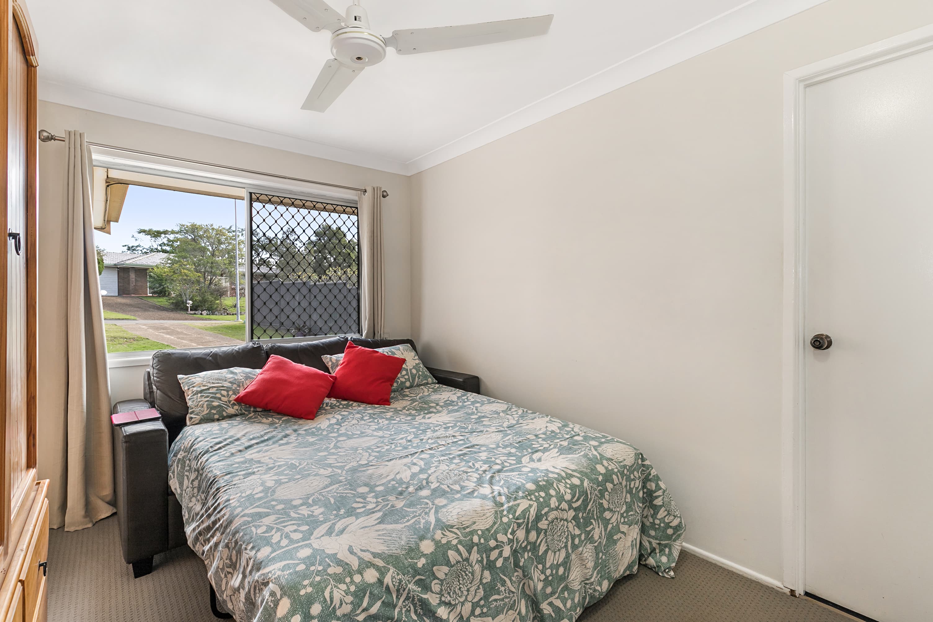 4 Poseidon Crescent, Jamboree Heights - Thumbnail 8