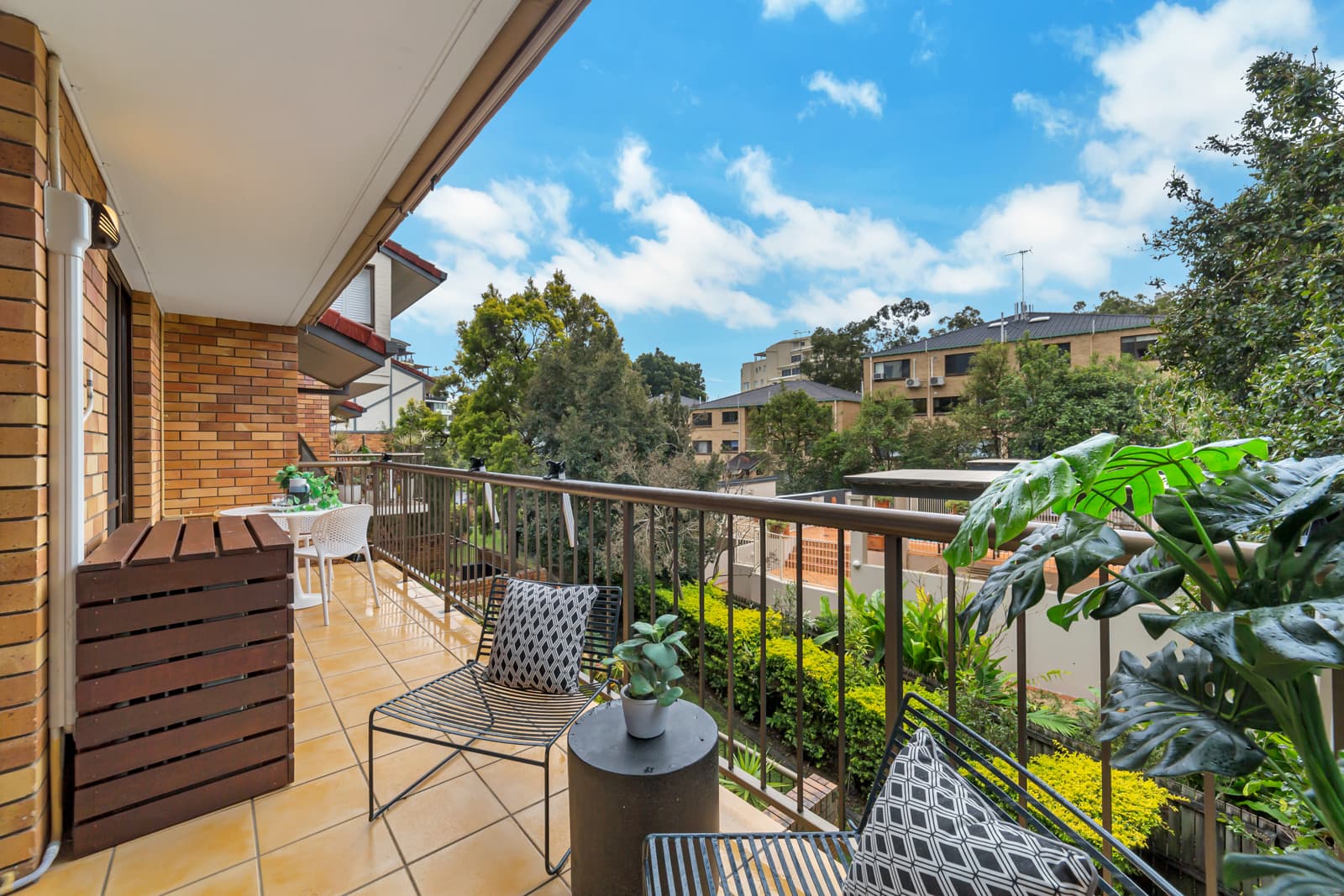 14/9 Land Street, Toowong - Thumbnail 2