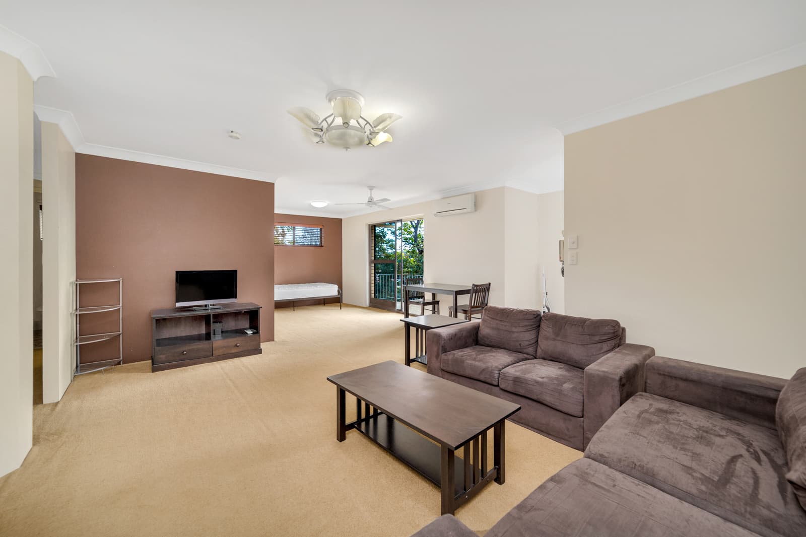 4/66 Mitre Street, St Lucia - Image 1