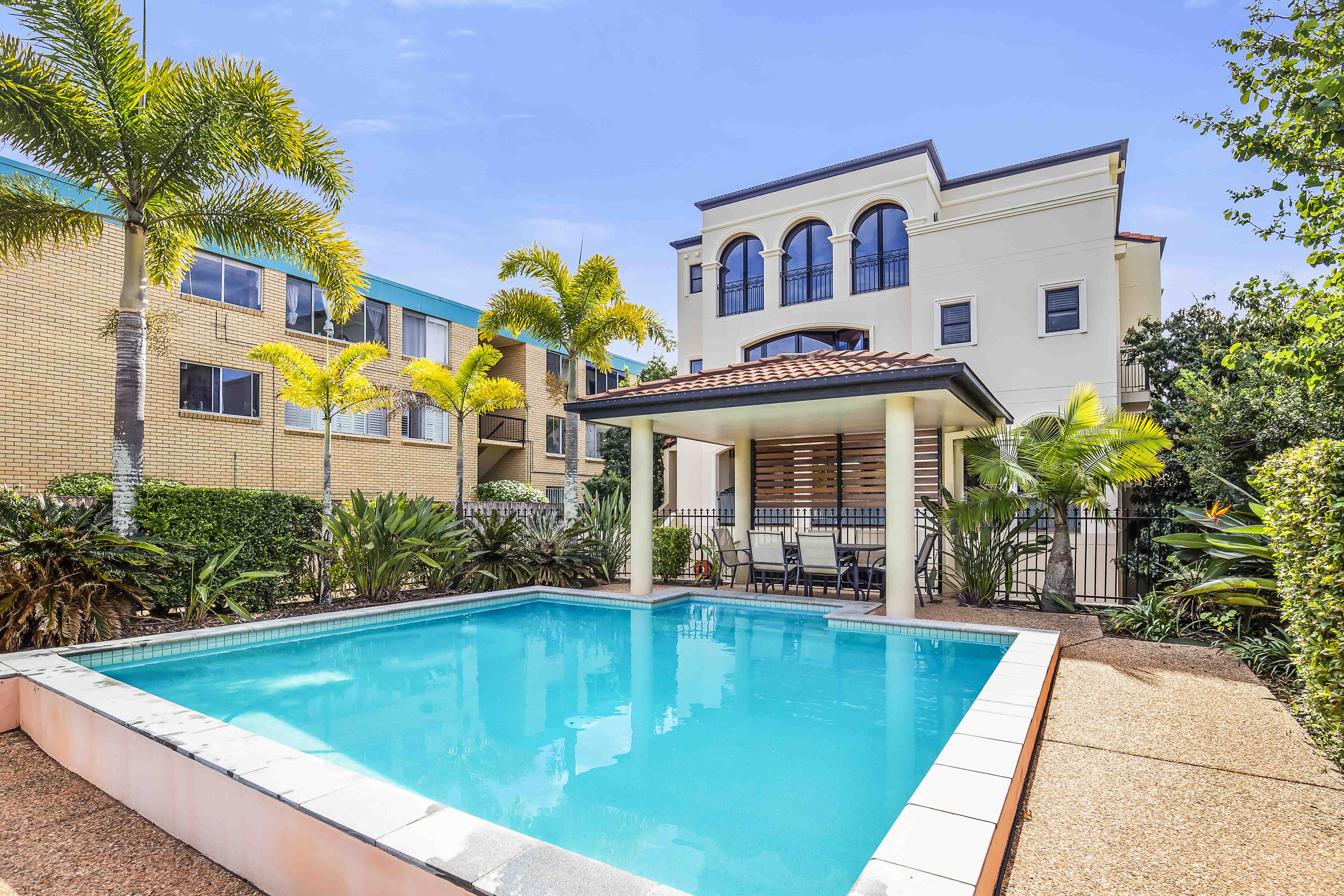 4/58 Sisley Street, St Lucia - Thumbnail 3
